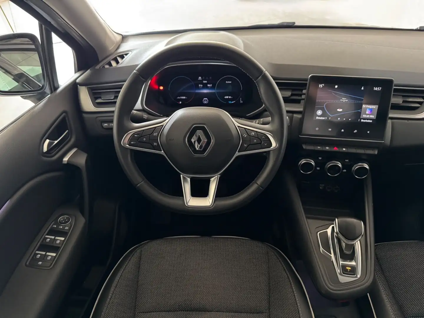 Renault Captur E-TECH Plug-In 160 Intens Teilleder Navi Blanc - 2