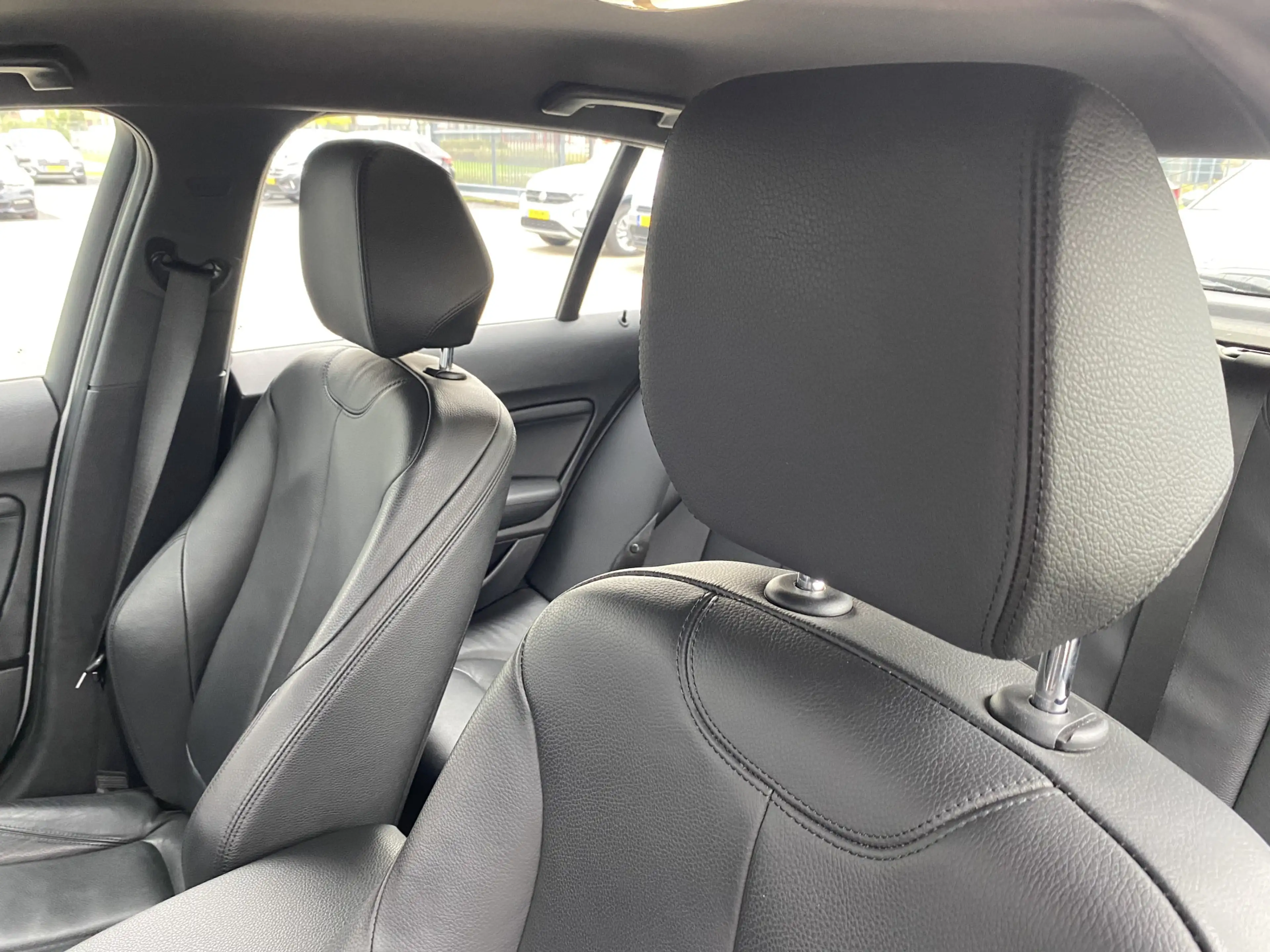 BMW 118 1-serie 118i Corporate Lease Executive — photo 16