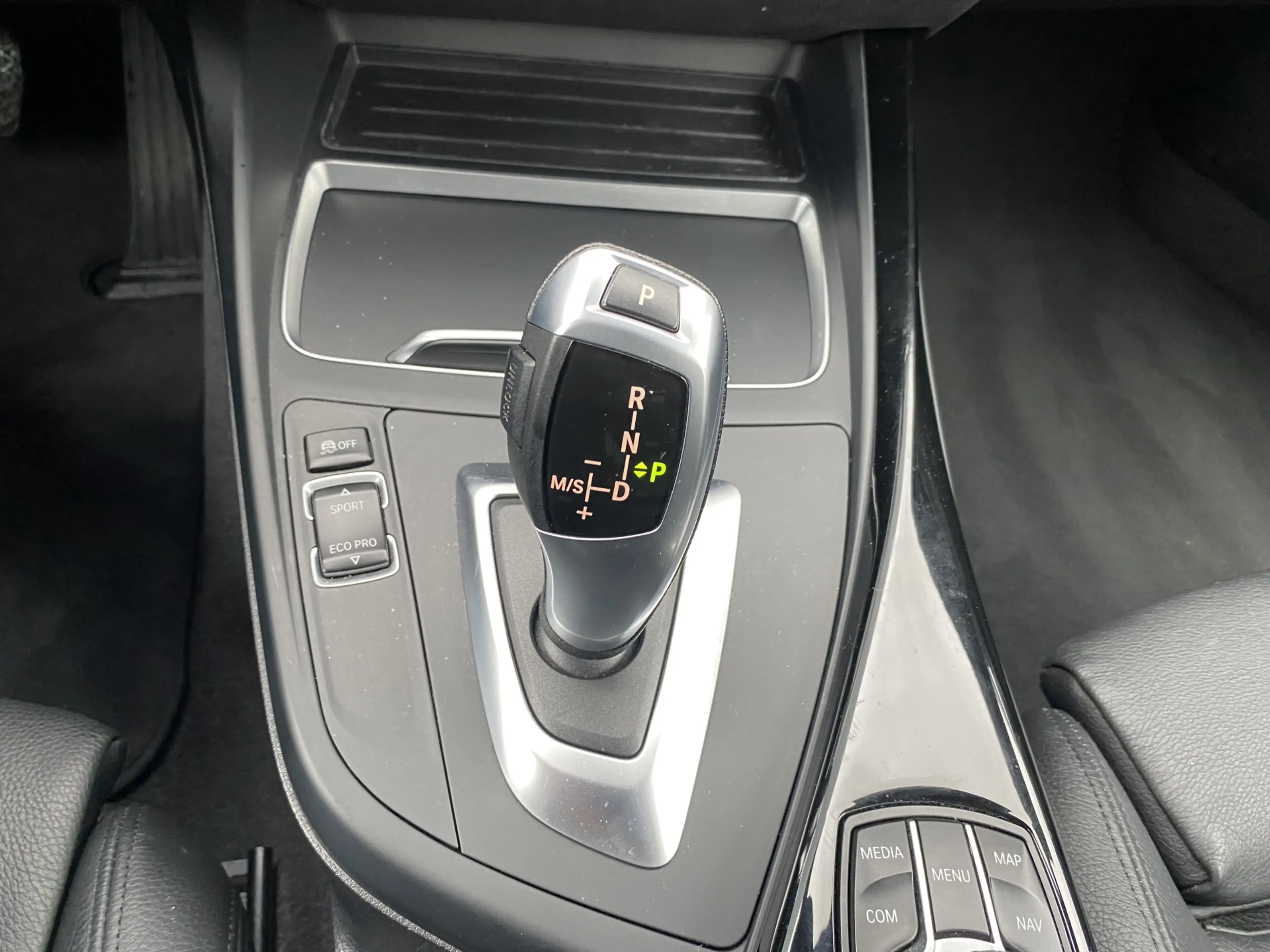 BMW 118 1-serie 118i Corporate Lease Executive — photo 27