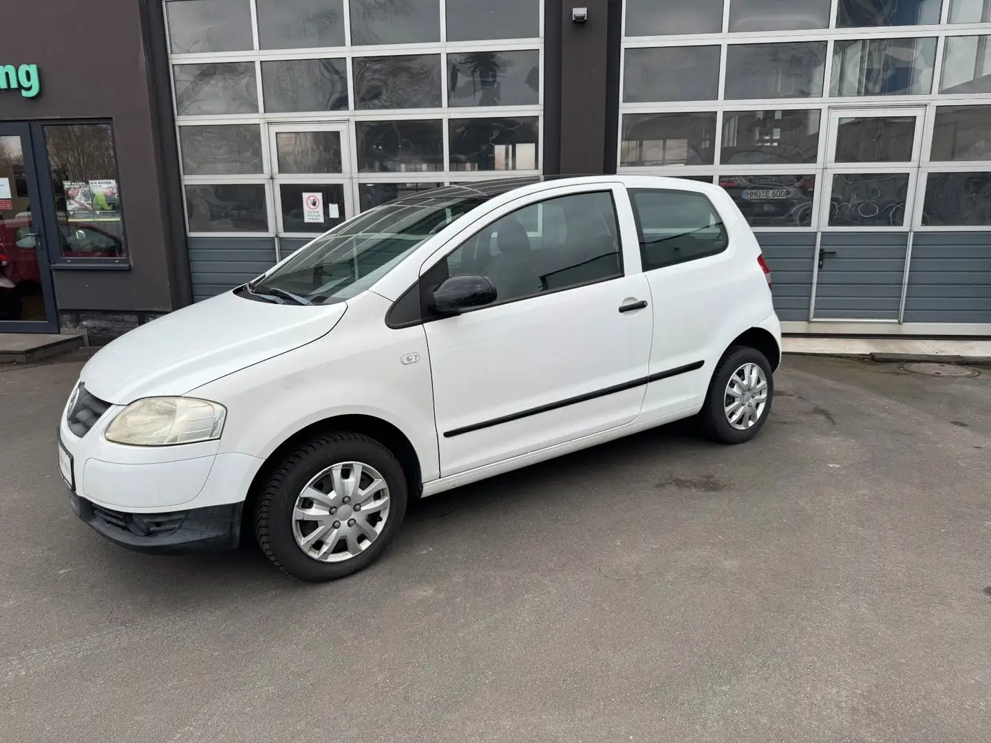 Volkswagen Fox Basis*HUAU neu*AC*Allwetterreifen* Blanc - 1