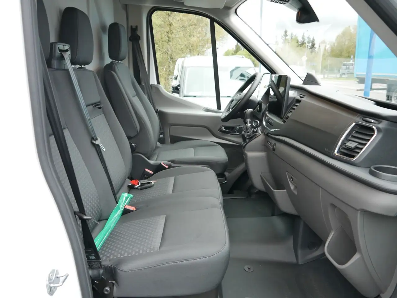Ford Transit Trend Kasten 350 L2 Allrad Xenon AHZV 16