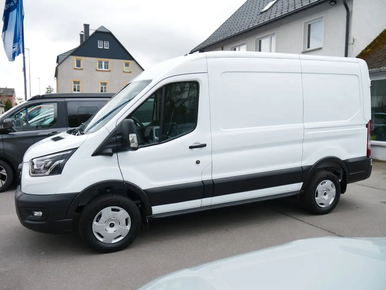 Ford Transit Trend Kasten 350 L2 Allrad Xenon AHZV 4