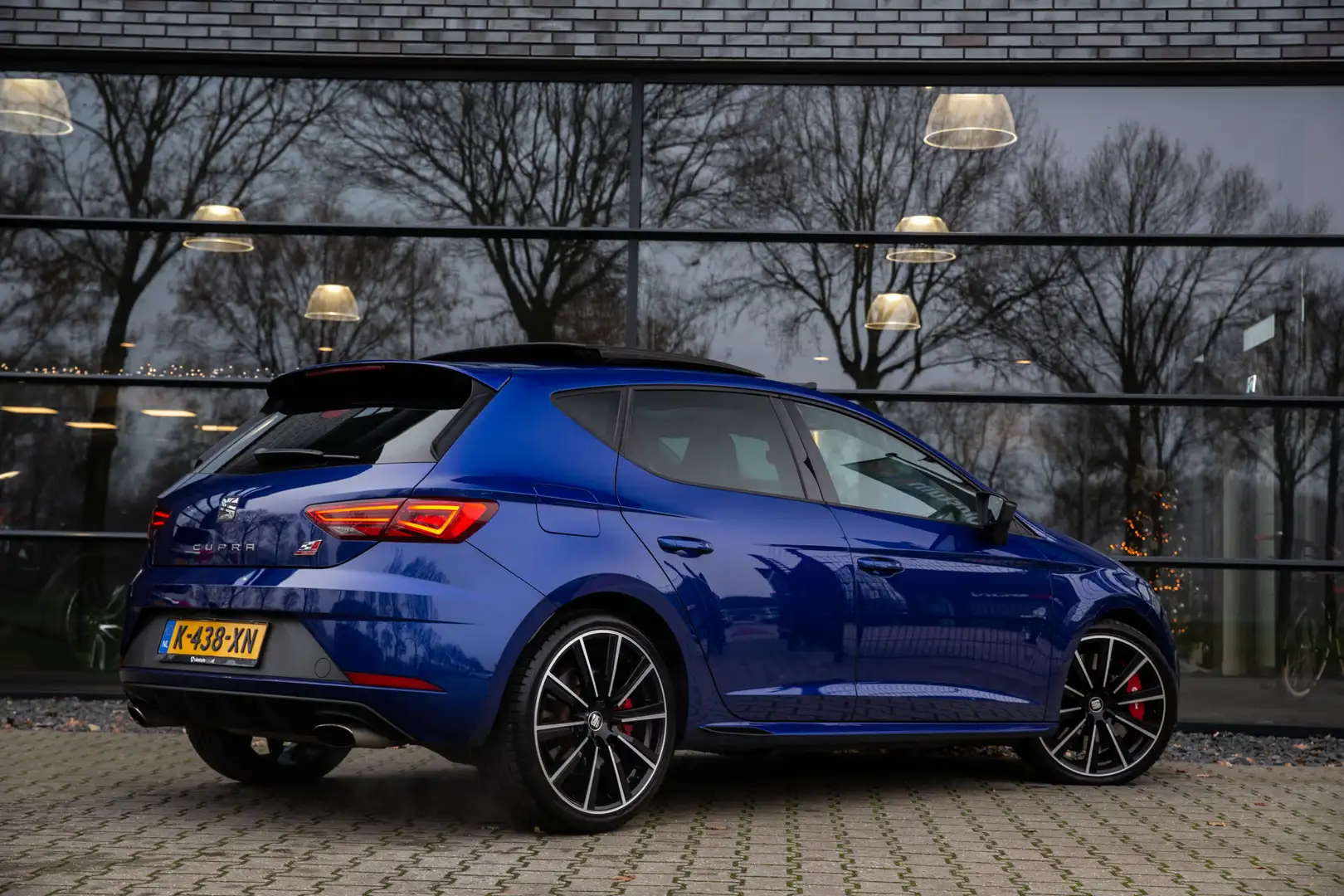 SEAT Leon ST 2.0 TSI CUPRA 300 , Panoramadak, Adap. cruise, Blauw - 2