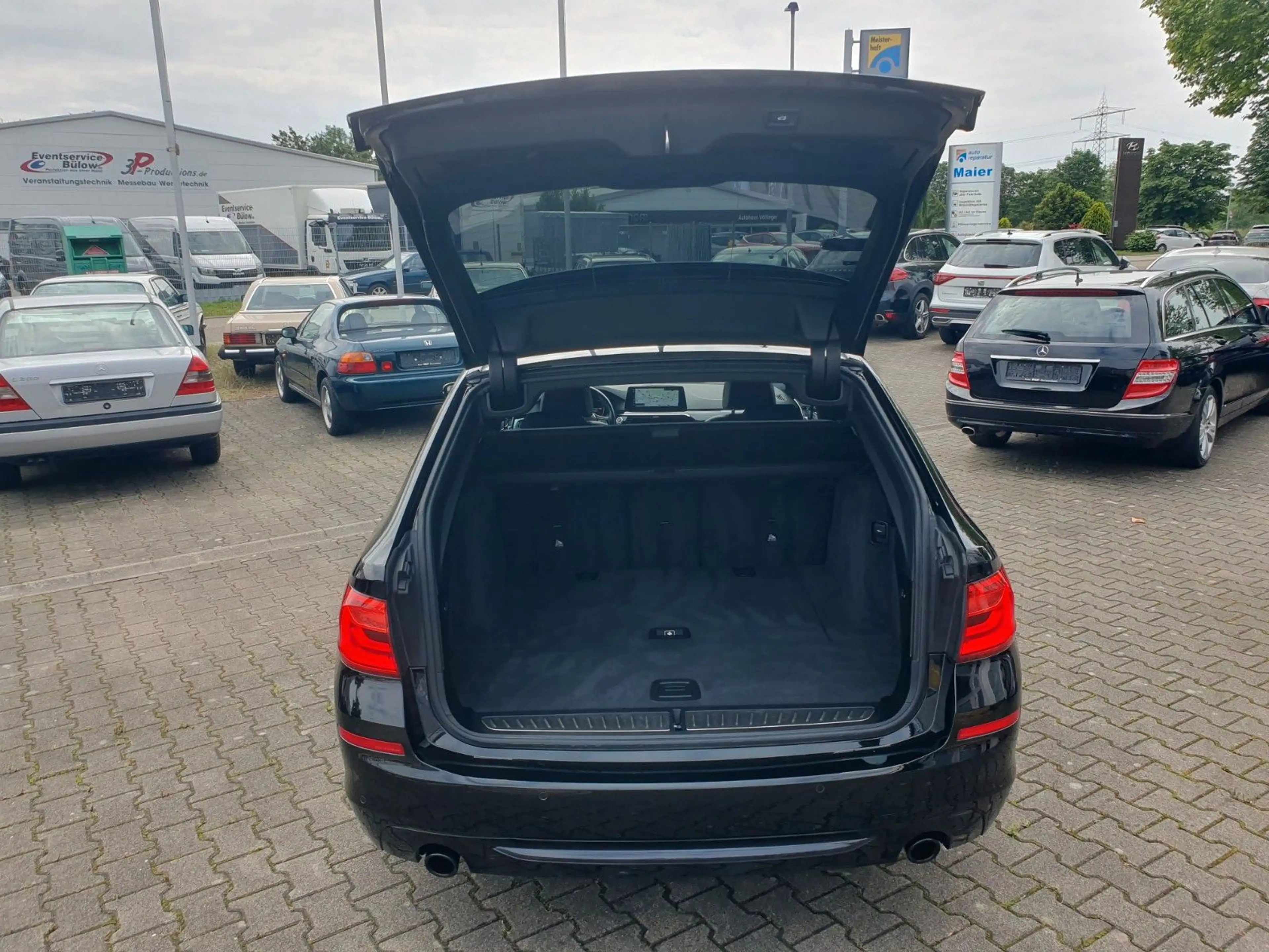 BMW 525 d Touring M Sport Head up LED Leder Abstand — photo 23