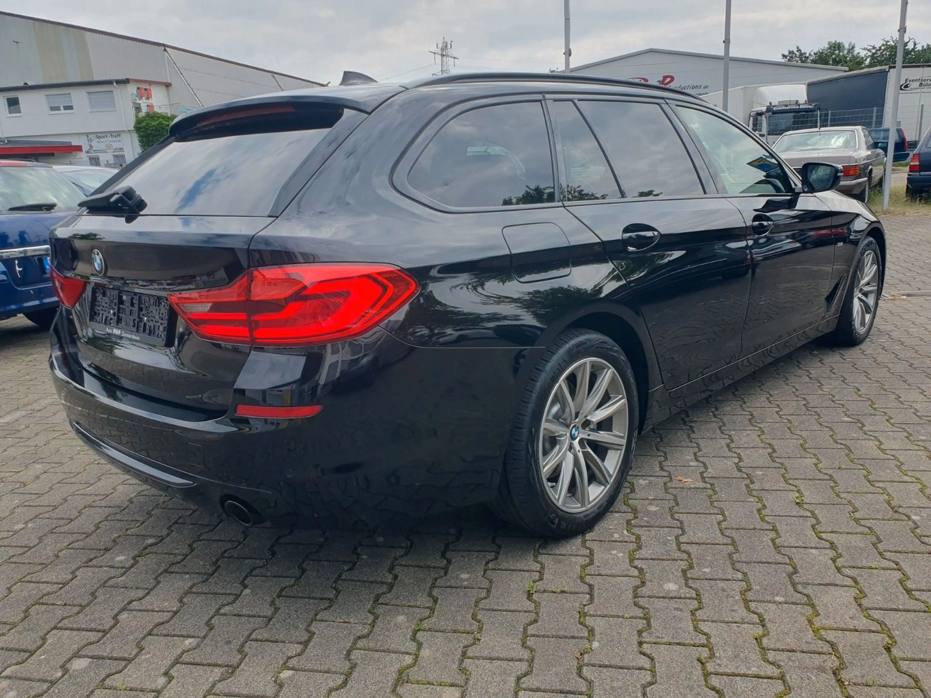 BMW 525 d Touring M Sport Head up LED Leder Abstand — photo 5