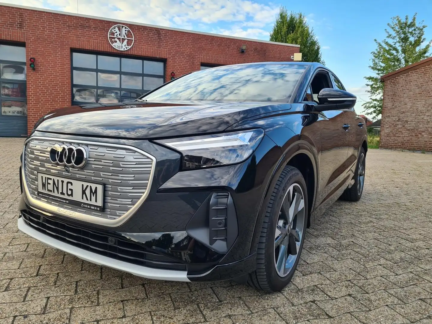 Audi Q4 e-tron 40 Garantie 12/2027 2x S-Line Navi  LED Schwarz - 2
