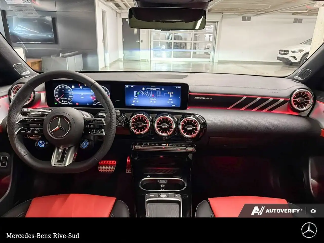 Mercedes-Benz CLA photo Mercedes-Benz CLA