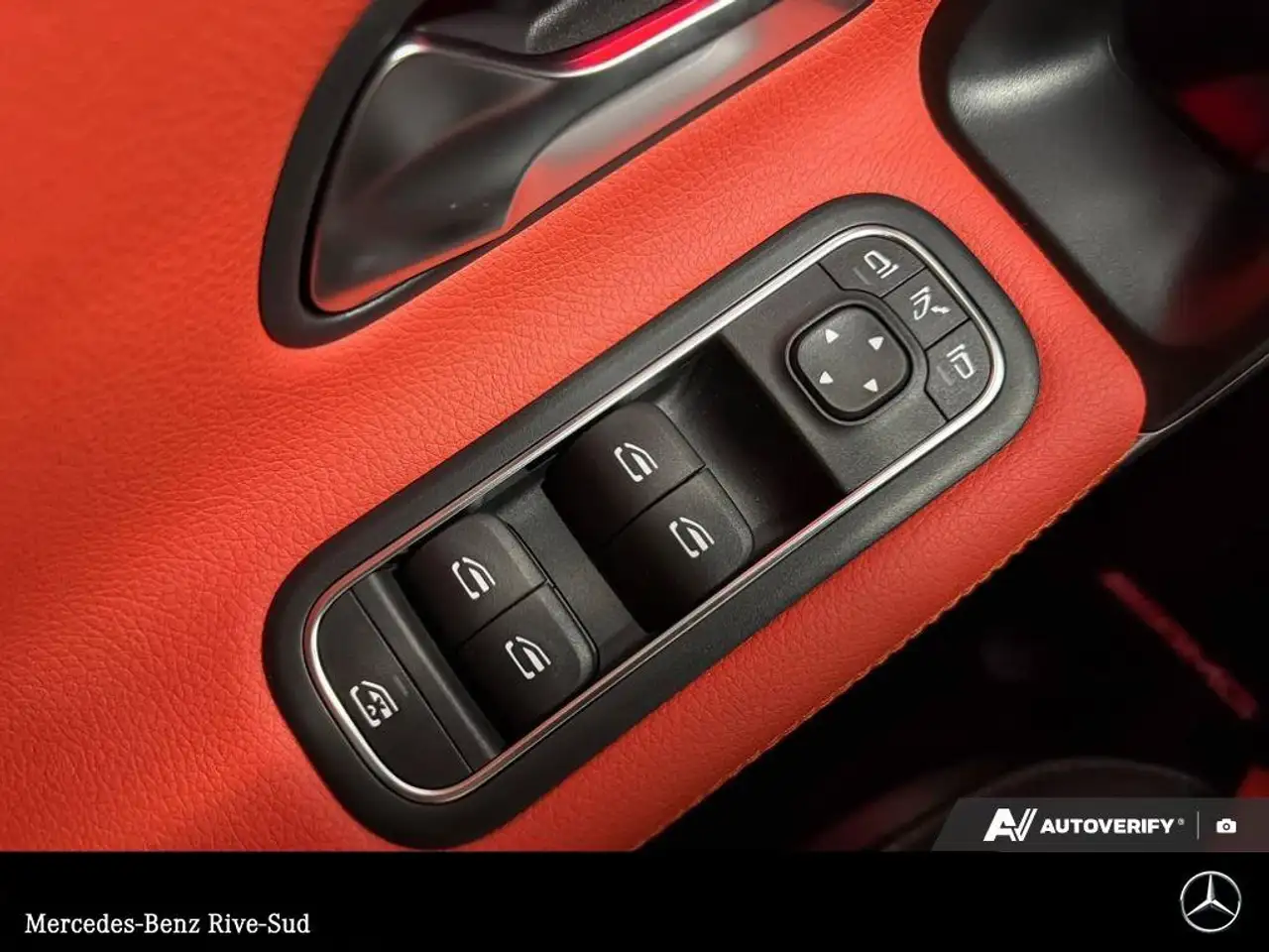 Mercedes-Benz CLA photo Mercedes-Benz CLA