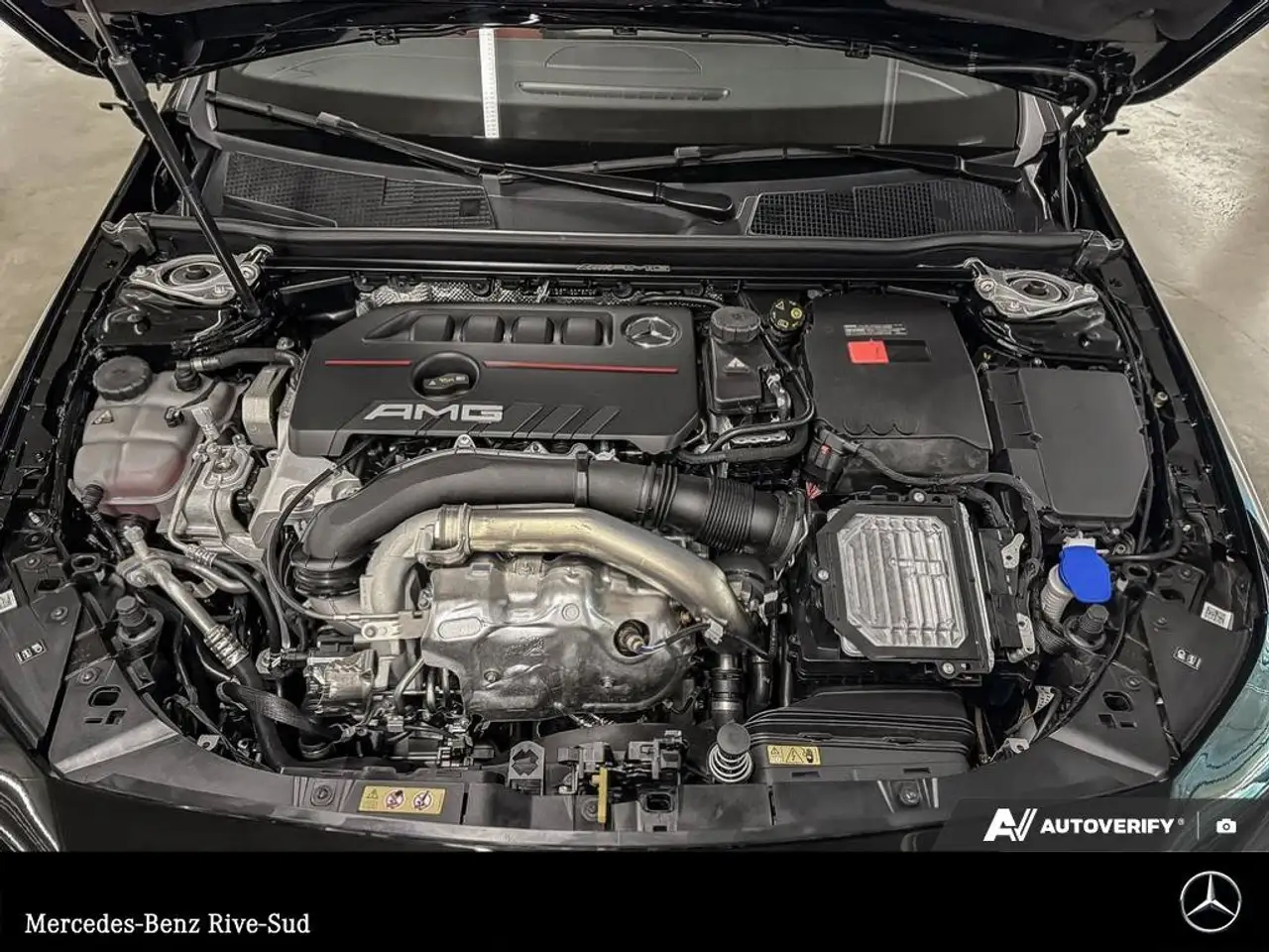 Mercedes-Benz CLA photo Mercedes-Benz CLA