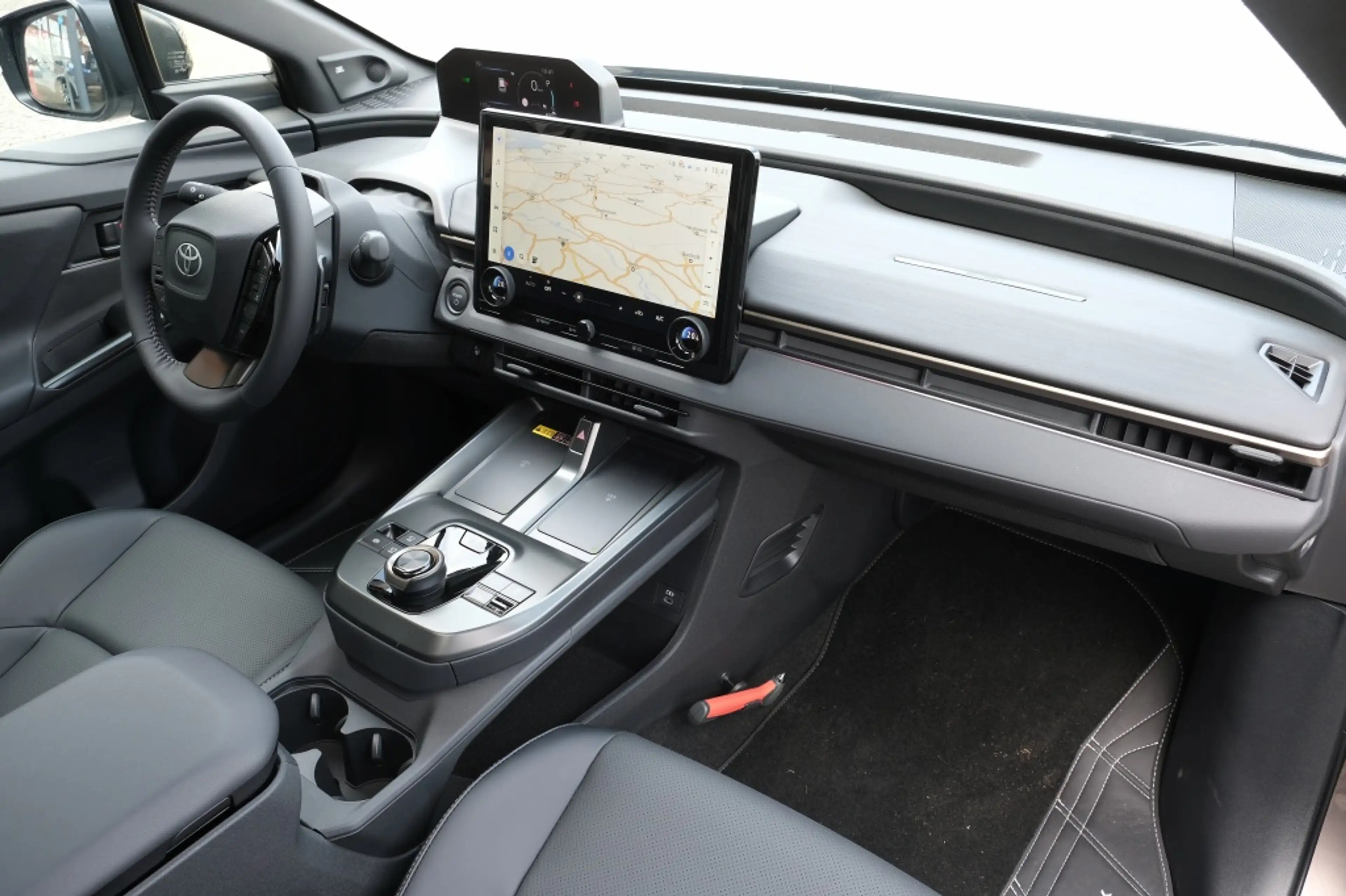 Toyota bZ4X Touring TOYOTA BZ4X TOURING Executive AWD 74.4 kWh — photo 11