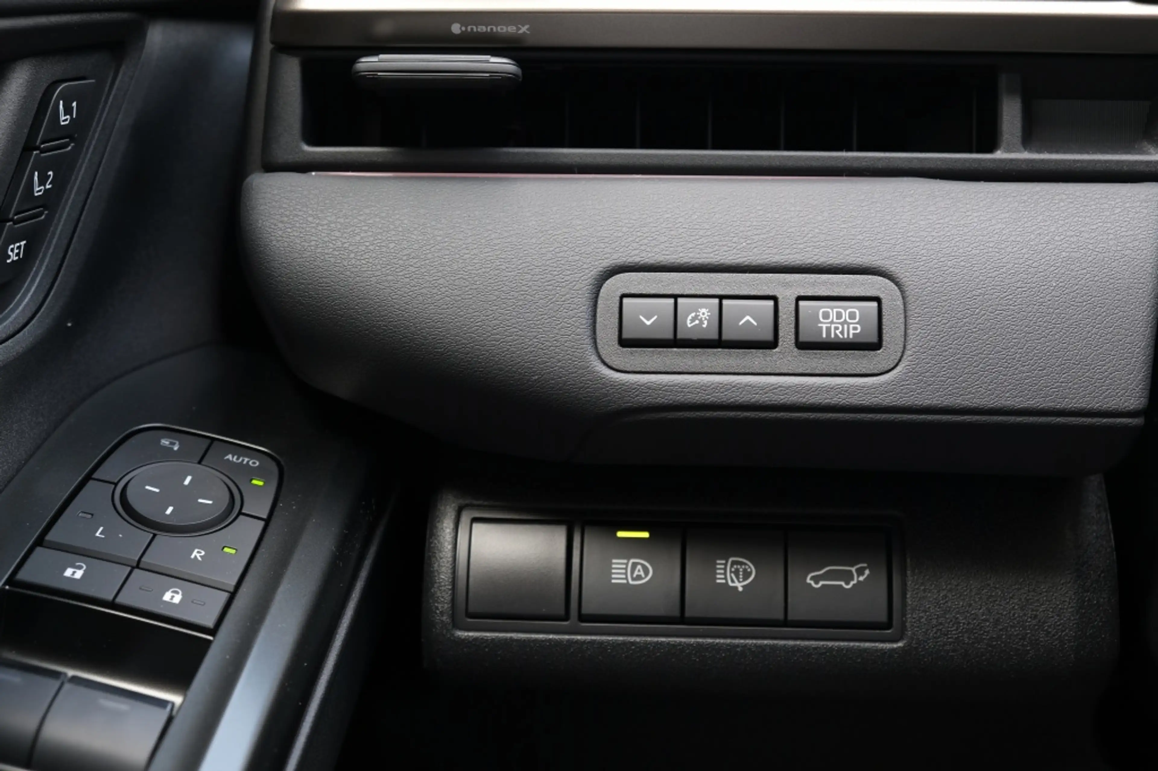 Toyota bZ4X Touring TOYOTA BZ4X TOURING Executive AWD 74.4 kWh — photo 15