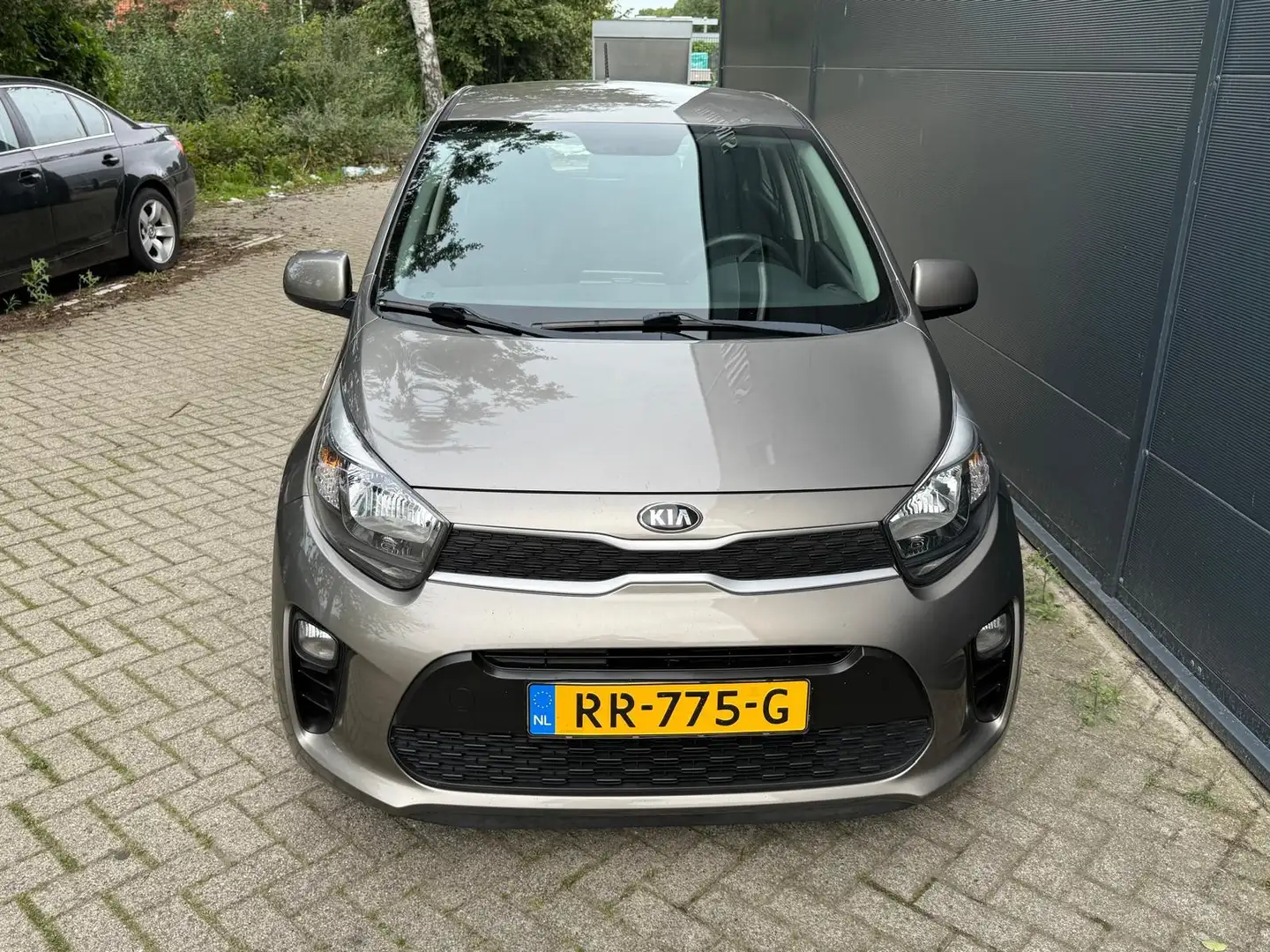 Kia Picanto 1.0 CVVT EconomyPlusLine/5D/Airco/bluetooth/AUX US Grau - 2