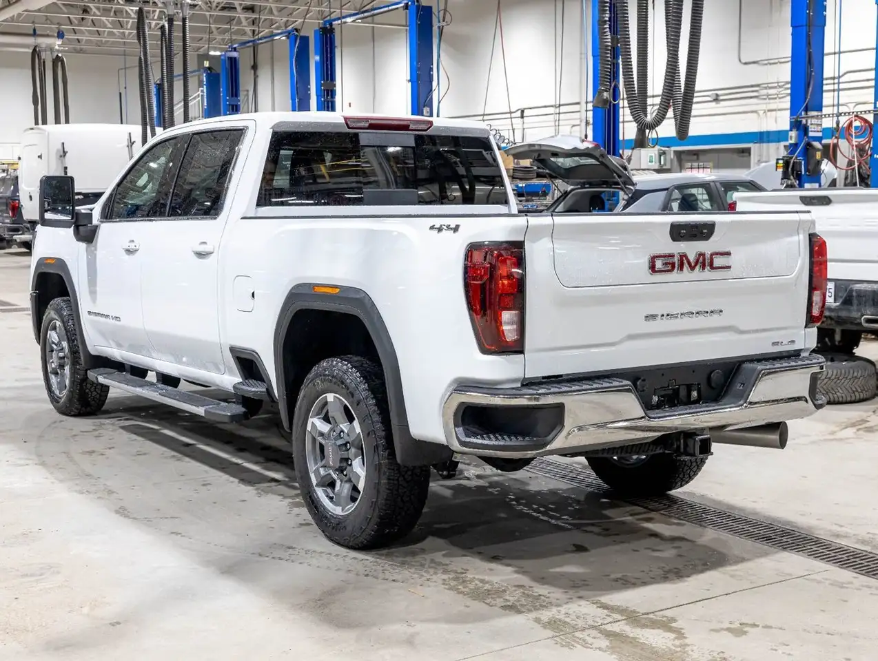 GMC Sierra 2500HD снимка GMC Sierra 2500HD