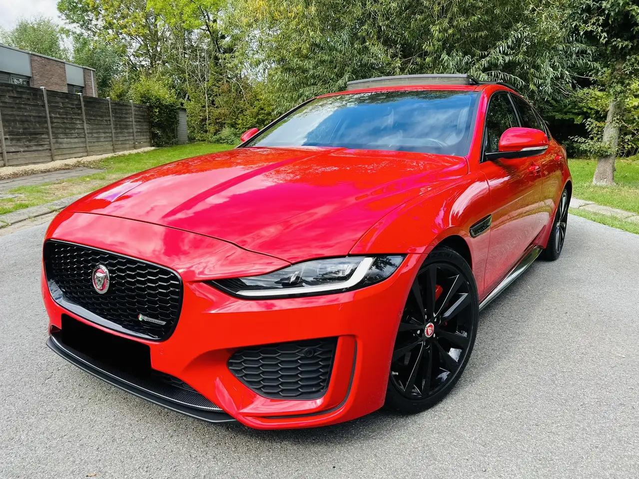 Jaguar XE
