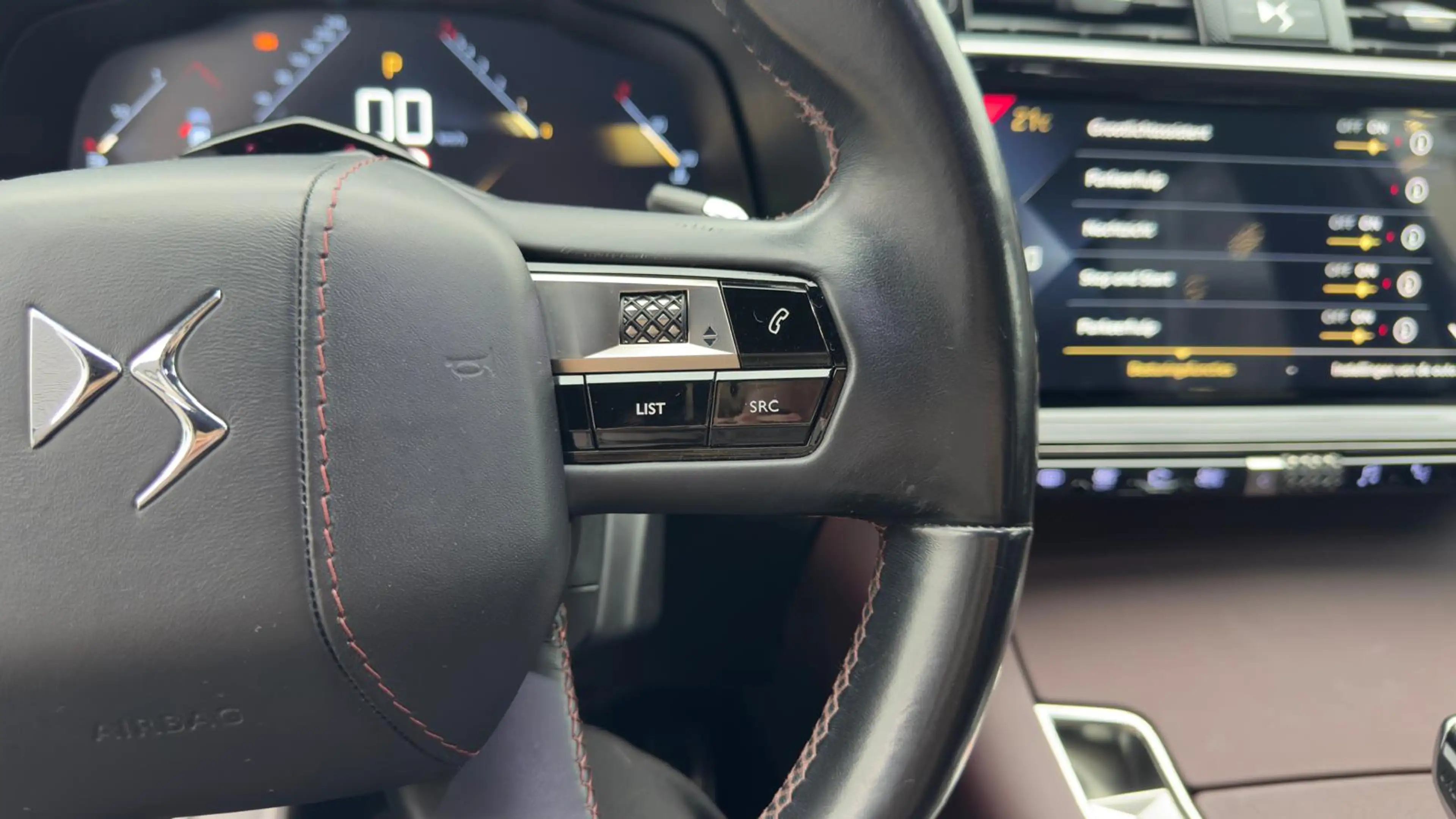 DS Automobiles DS 7 Crossback 1.6 La Premiere | Focal premium audio | Trekhaak | — photo 16