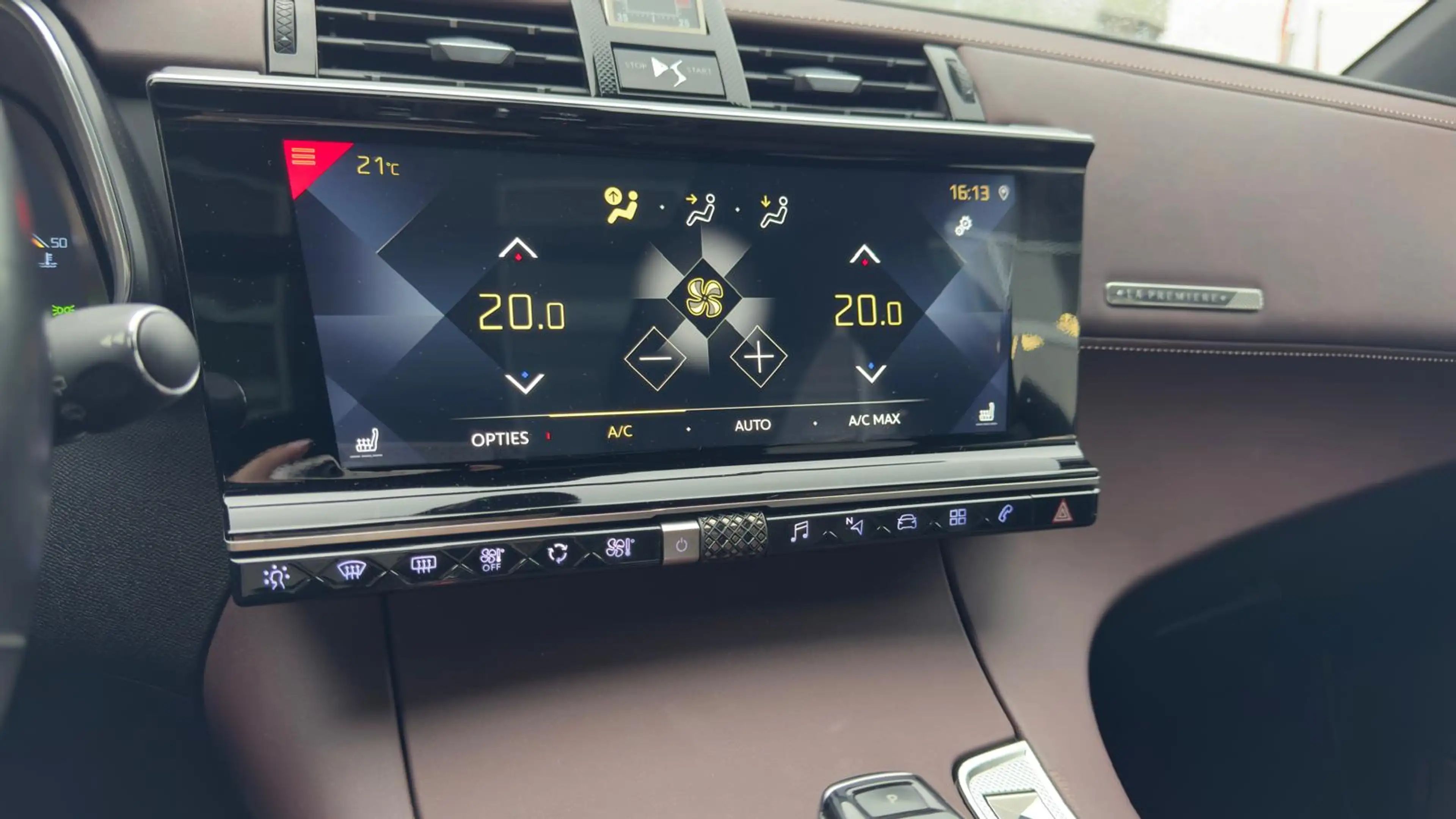 DS Automobiles DS 7 Crossback 1.6 La Premiere | Focal premium audio | Trekhaak | — photo 21