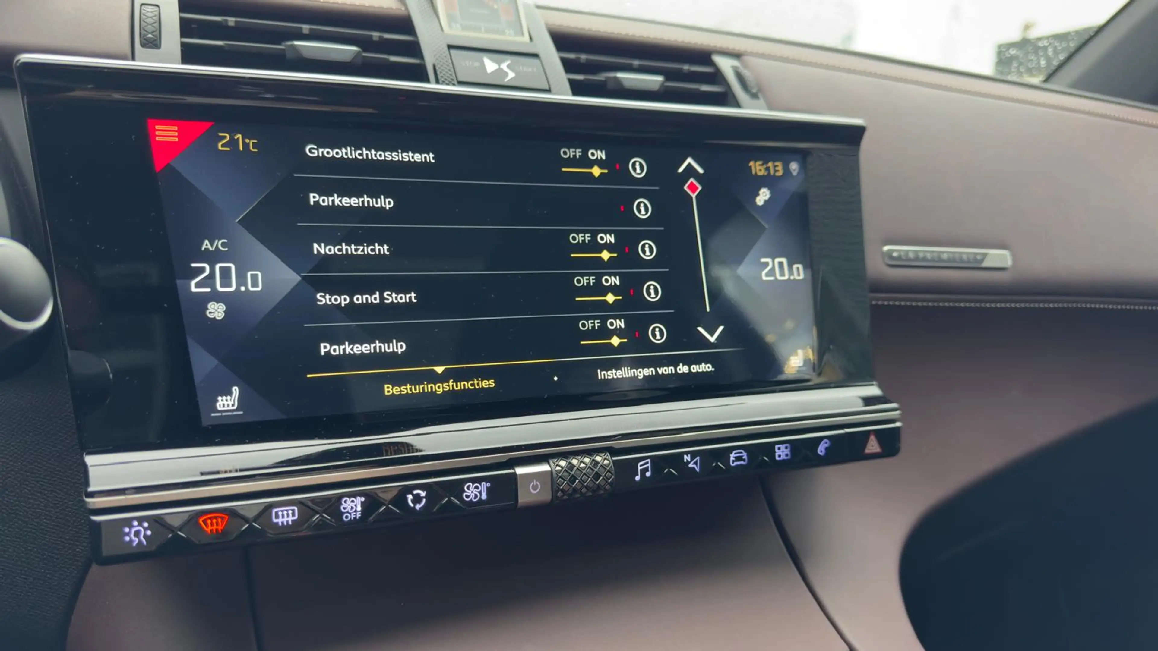 DS Automobiles DS 7 Crossback 1.6 La Premiere | Focal premium audio | Trekhaak | — photo 18