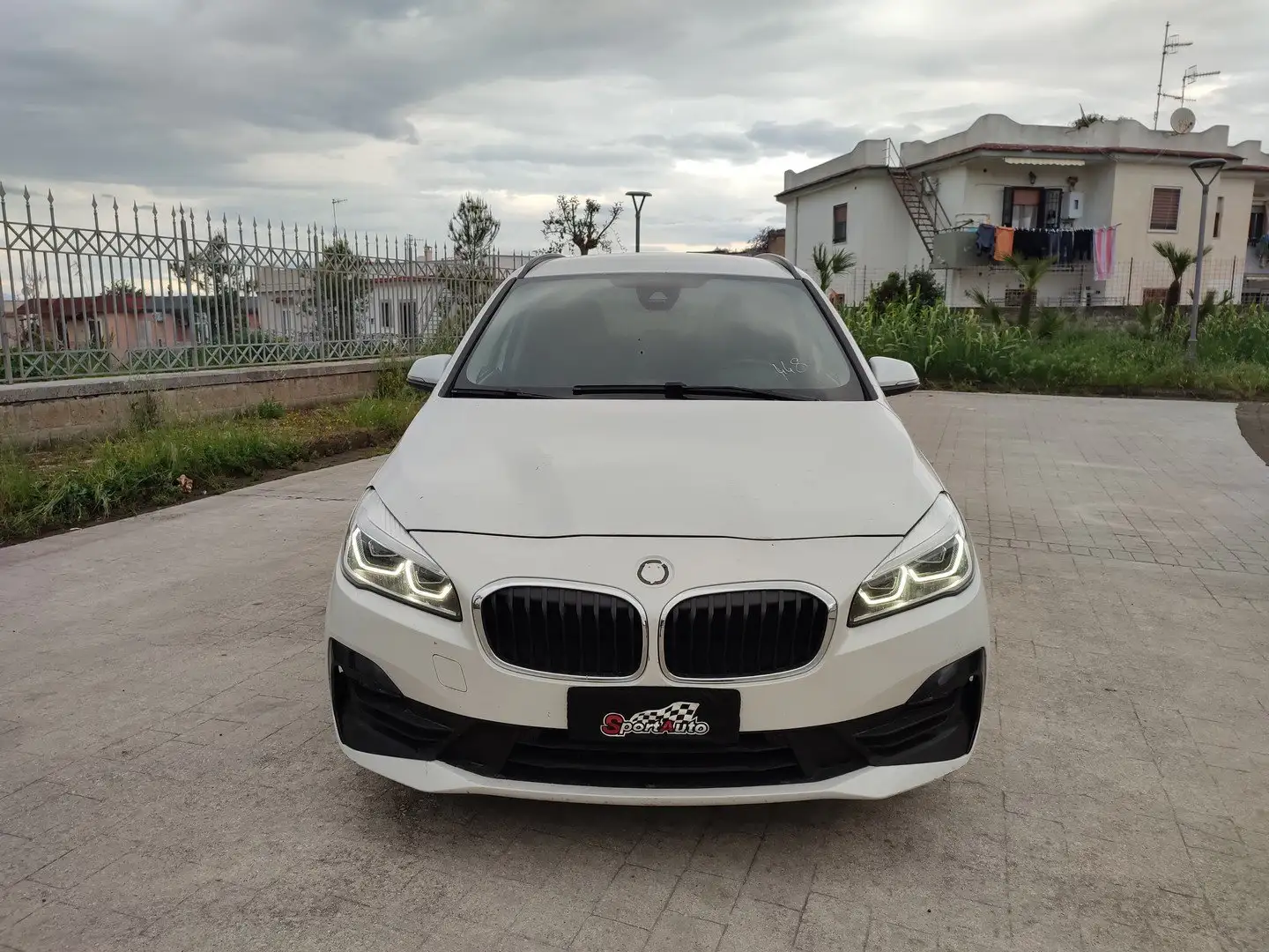 BMW 216 D GRAN TOURER AUTOMATIC 1.5 D 115 CV NAVIGATORE Bílá - 2