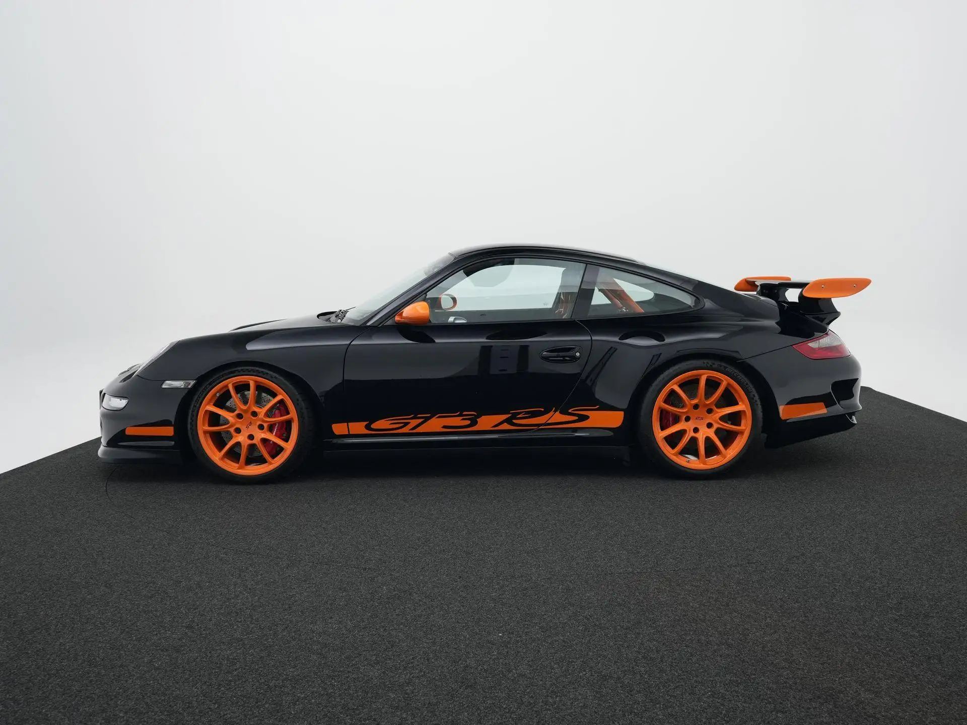 포르쉐 911 GT2 2008 검정 사진 2
