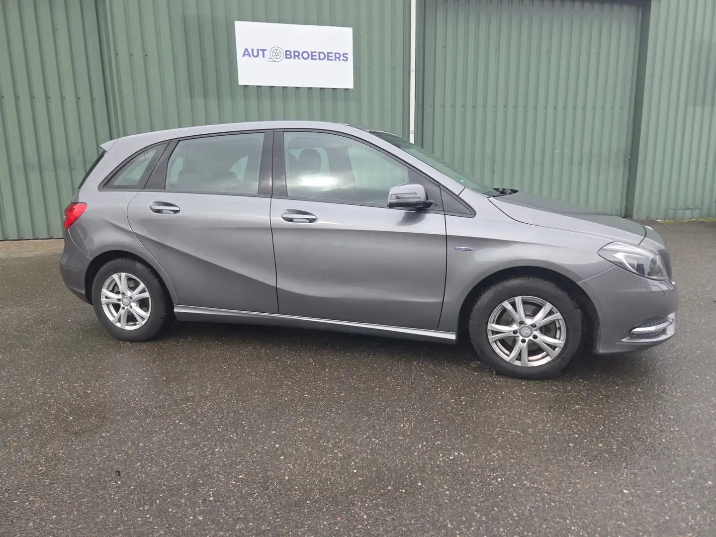 Mercedes-Benz B 180 Ambition GOED ONDERHOUDE - LAGE KILOMETERS - PARKE Grau - 2
