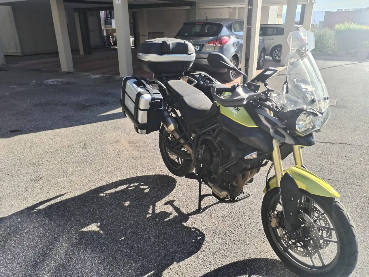 Triumph Tiger 800
