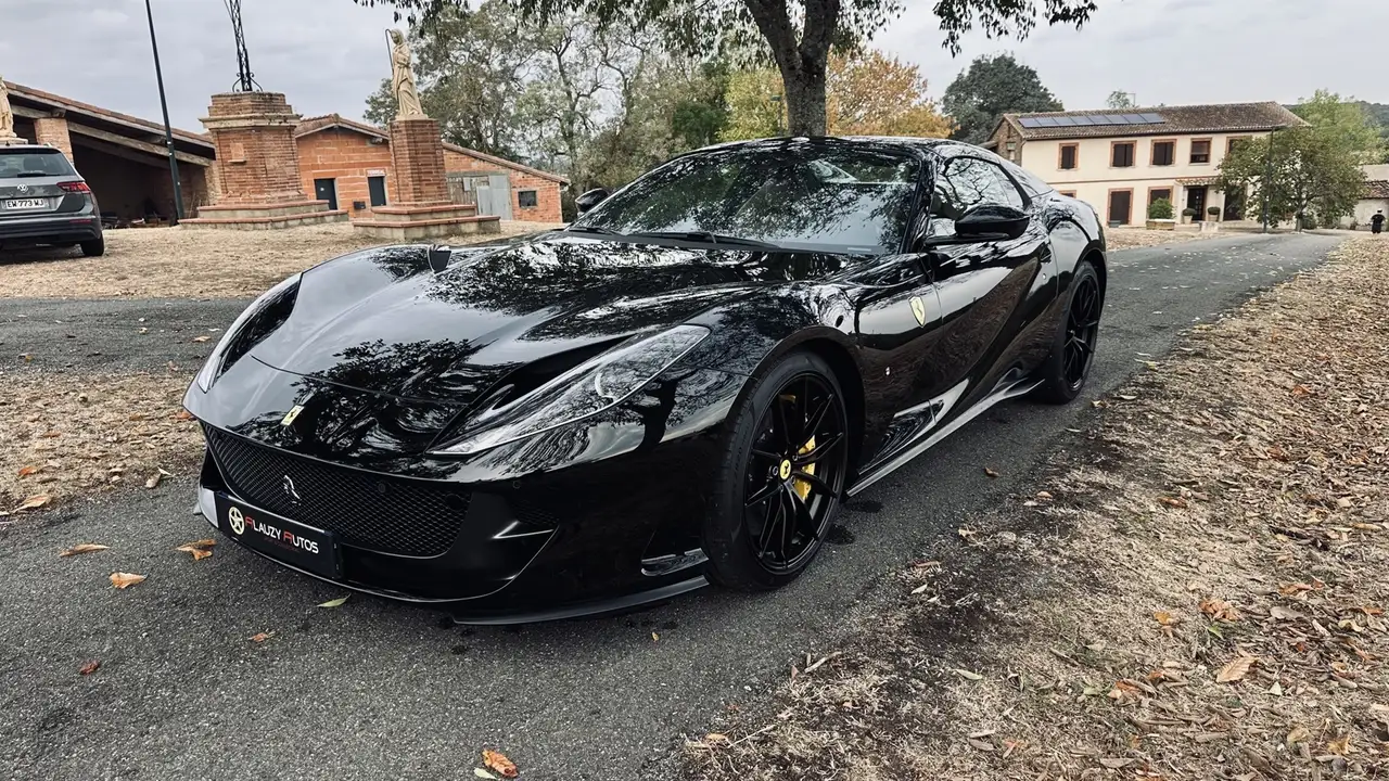 Ferrari 812