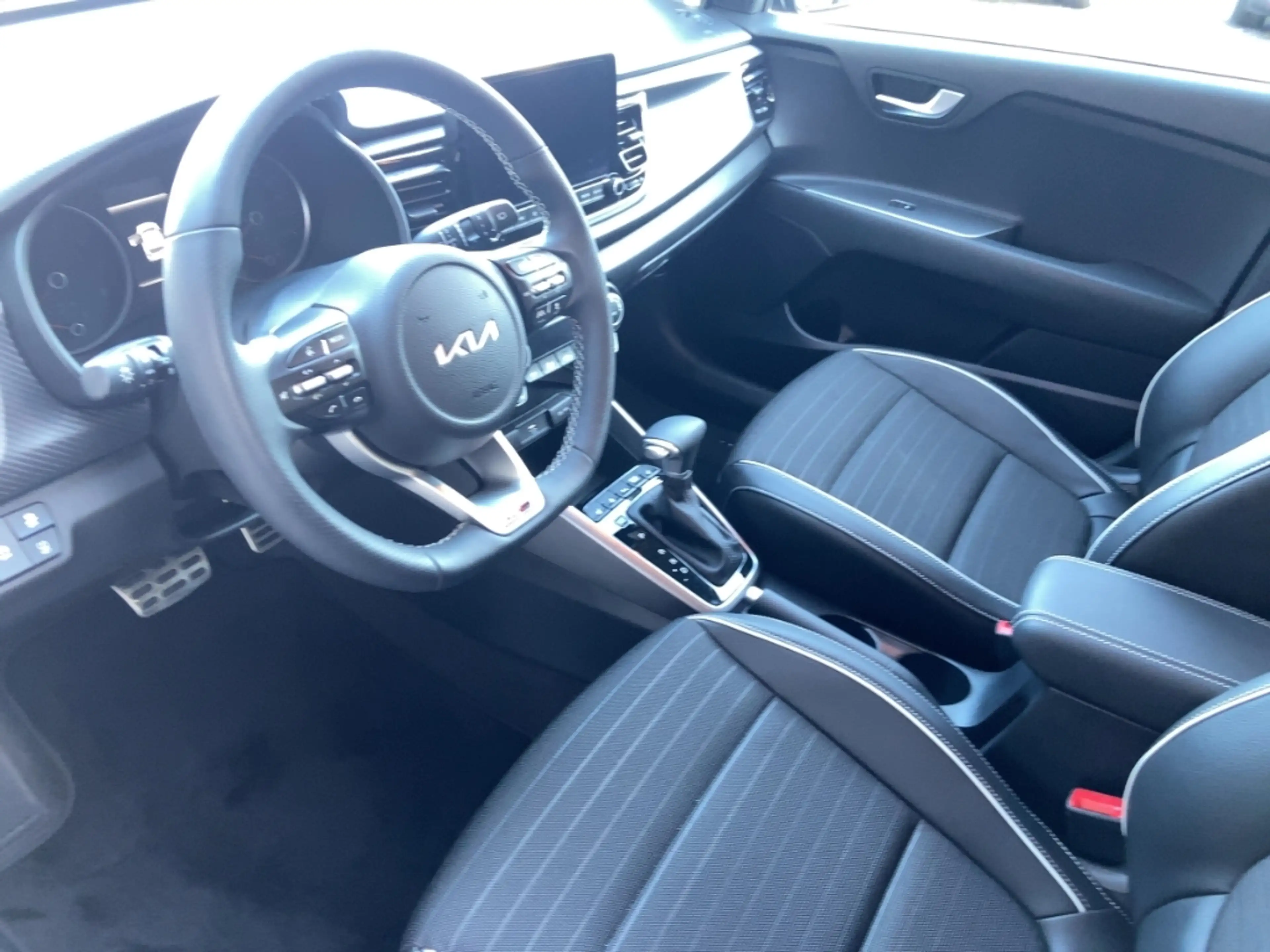 Kia Rio GT-Line 1.0T 120PS Automatik LED/NAVI/RFK/WINTER — photo 14