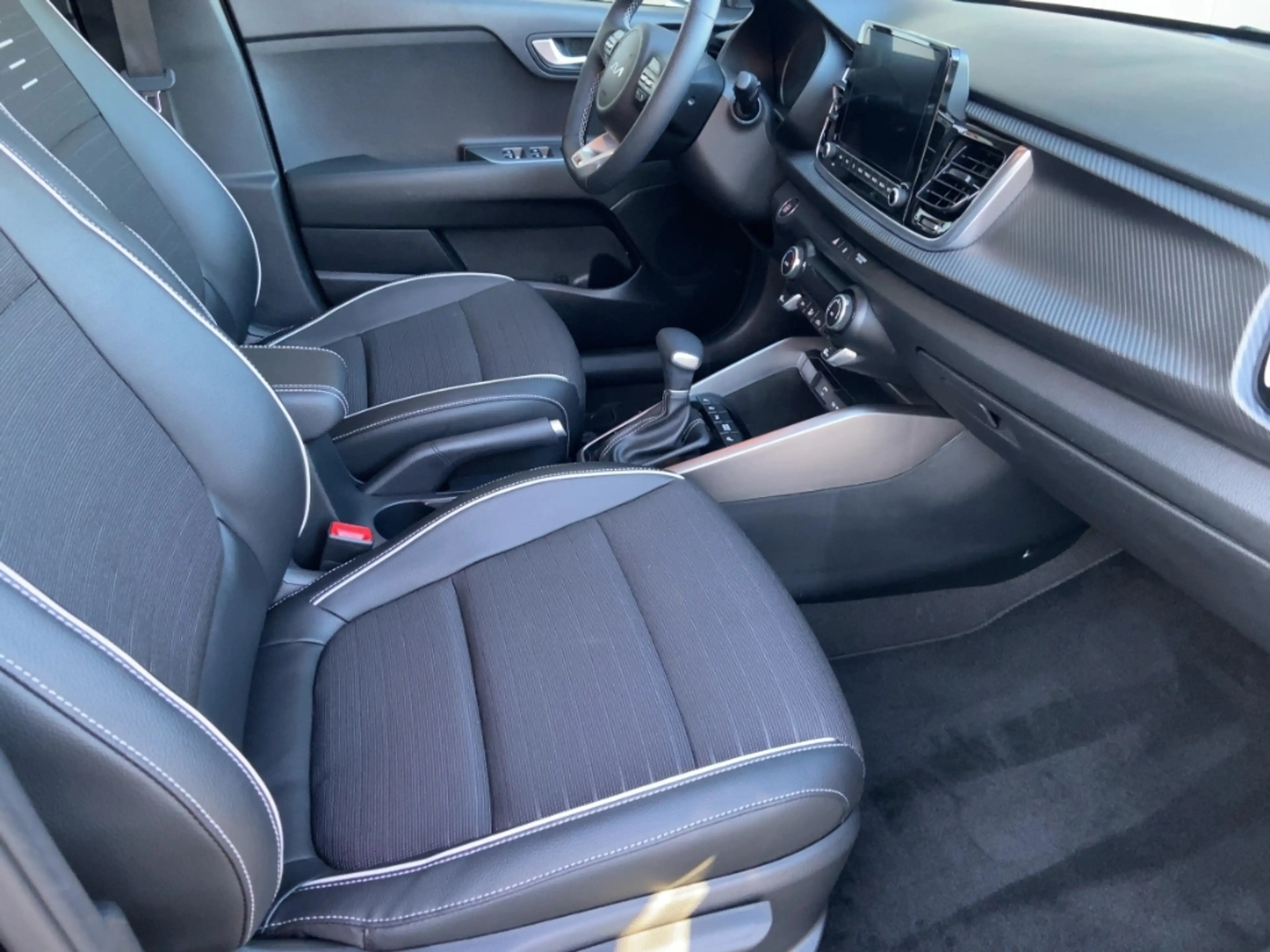 Kia Rio GT-Line 1.0T 120PS Automatik LED/NAVI/RFK/WINTER — photo 10
