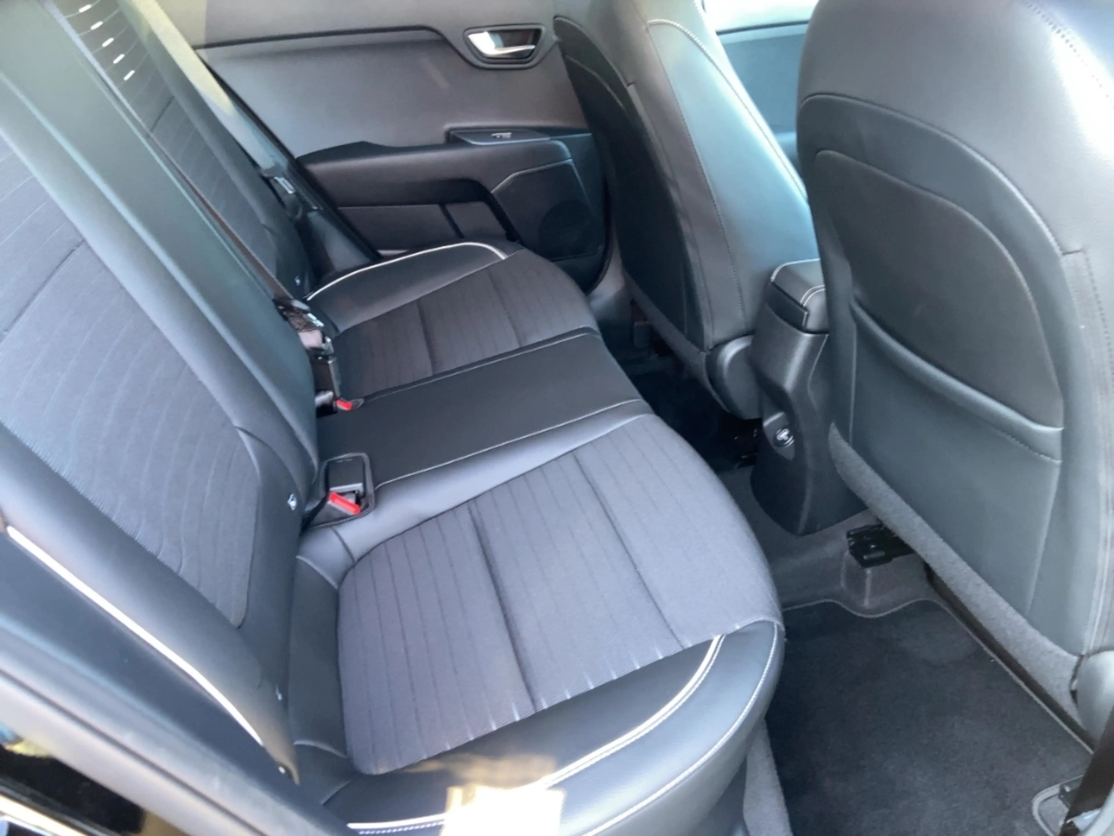 Kia Rio GT-Line 1.0T 120PS Automatik LED/NAVI/RFK/WINTER — photo 11