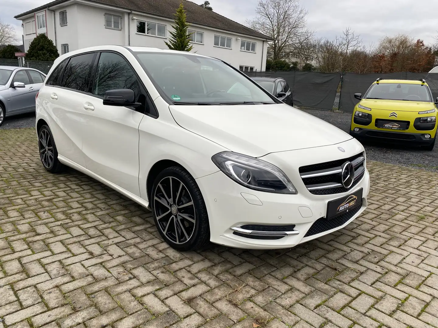 Mercedes-Benz B 200 CDI (246.201) Blanc - 2