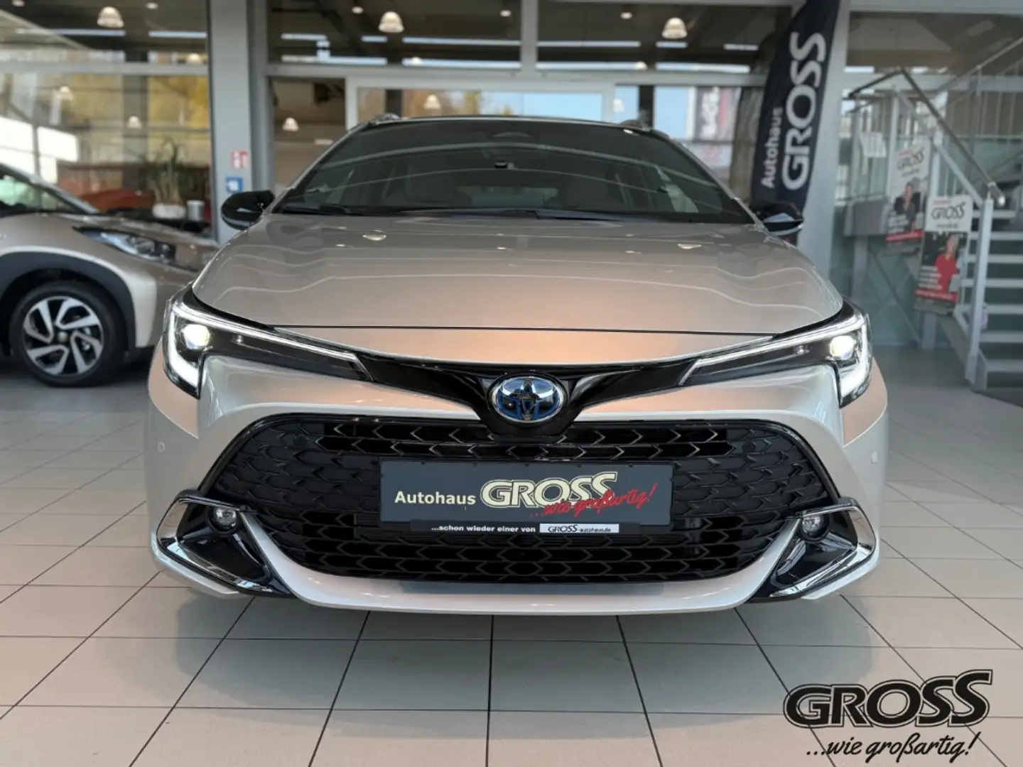 Toyota Corolla Touring Sports Hybrid Standheizung 15 Jahre Garant Silber - 2