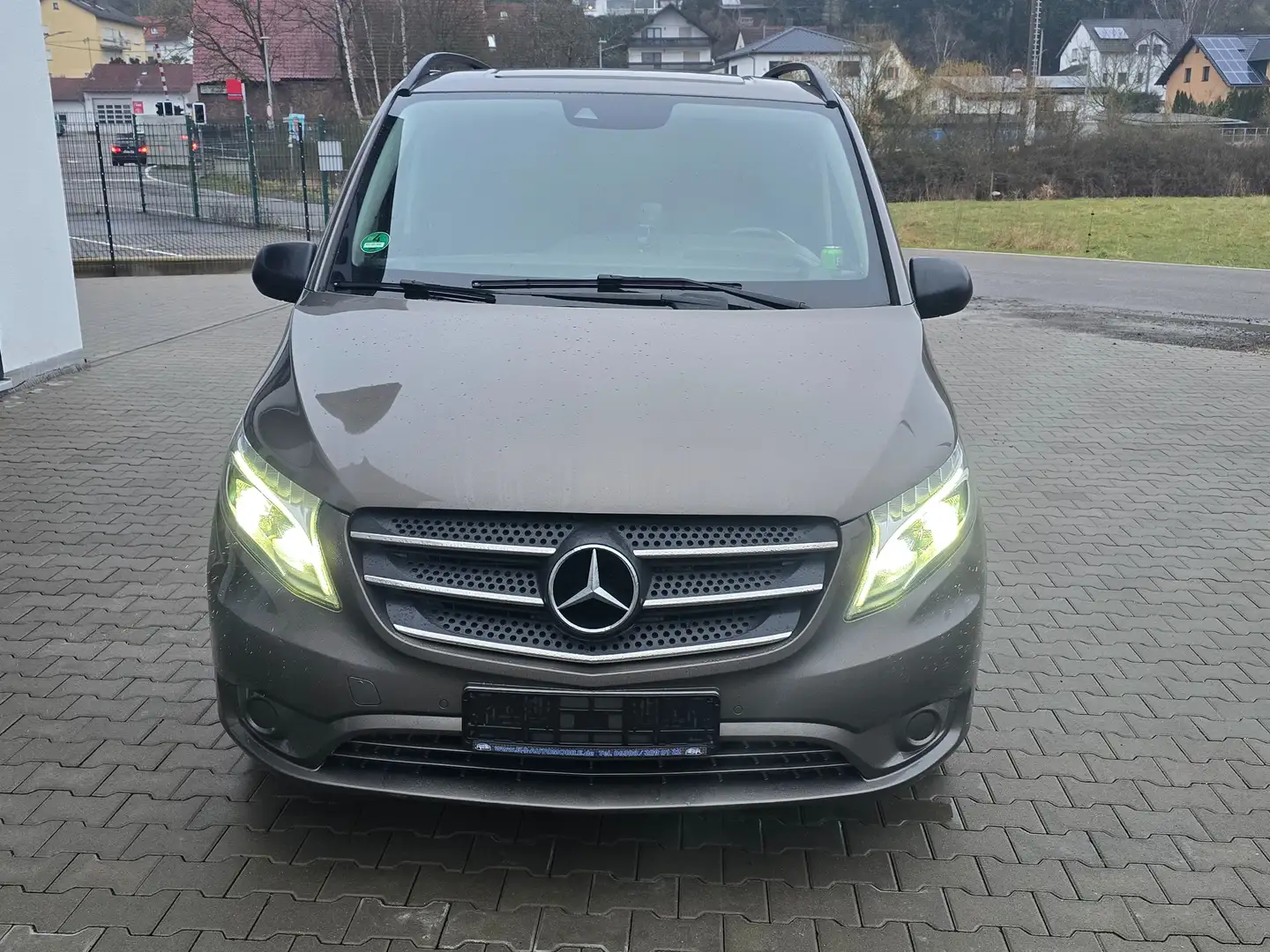 Mercedes-Benz Vito Mixto 119 CDI 4MATIC lang, Line Sport, LED, CAM Grau - 2
