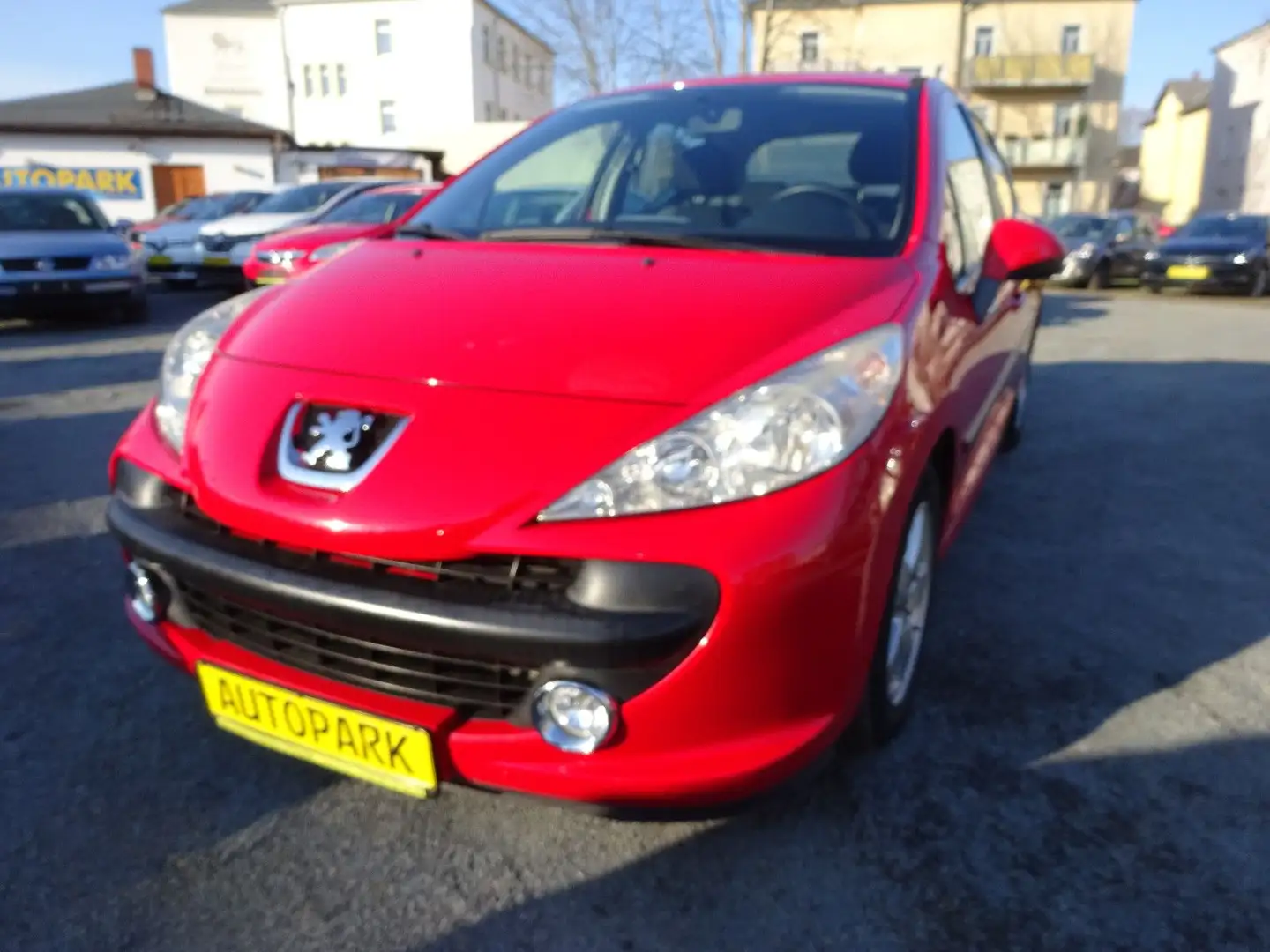 Peugeot 207 5-Türer*Klima,LMF,Radio/CD,elektr. FH,Nr. 37 Rot - 1