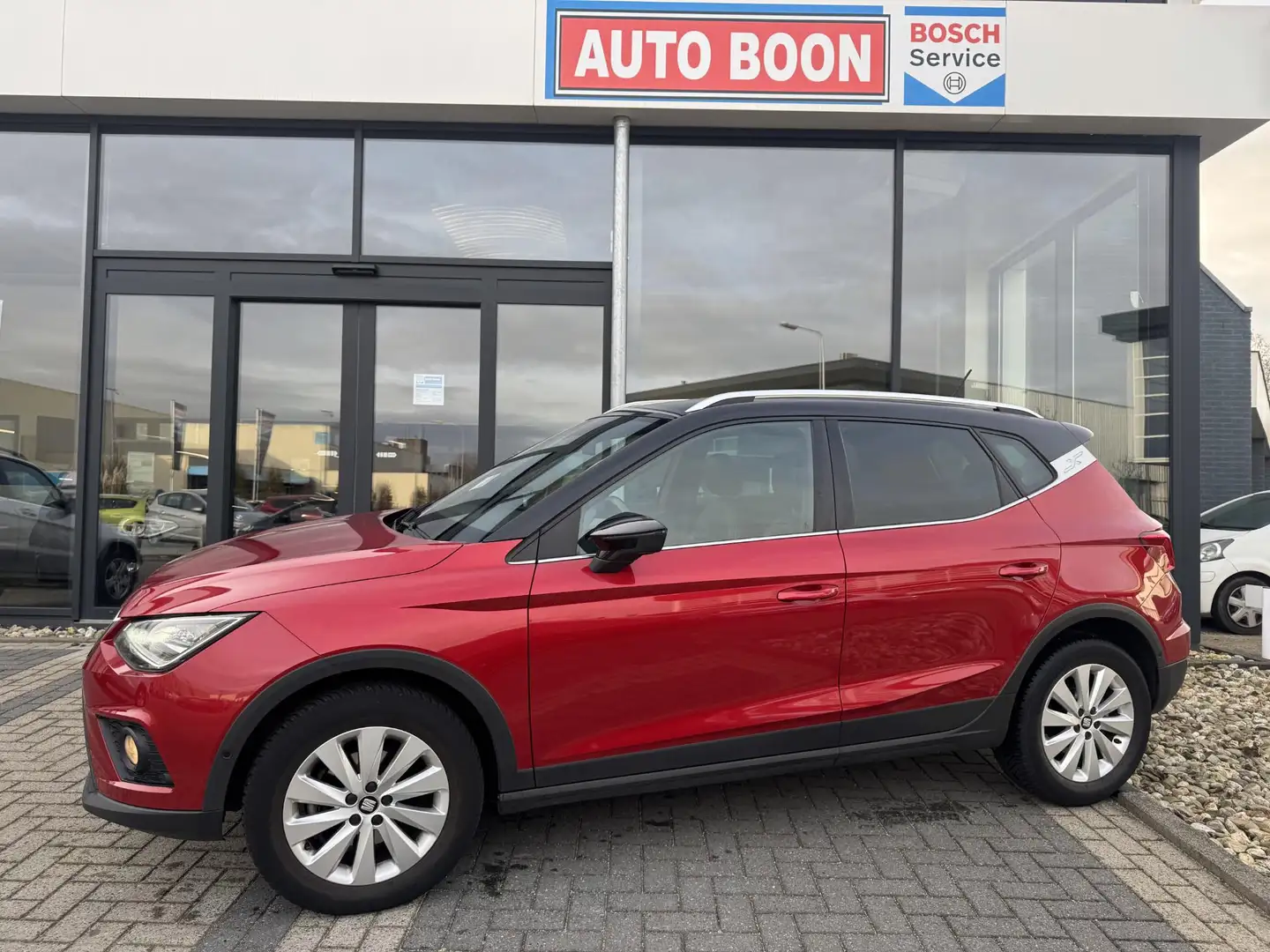 SEAT Arona 1.0 TSI 116PK DSG AUTOMAAT XCELENCE LAUNCH EDITION Rosso - 1
