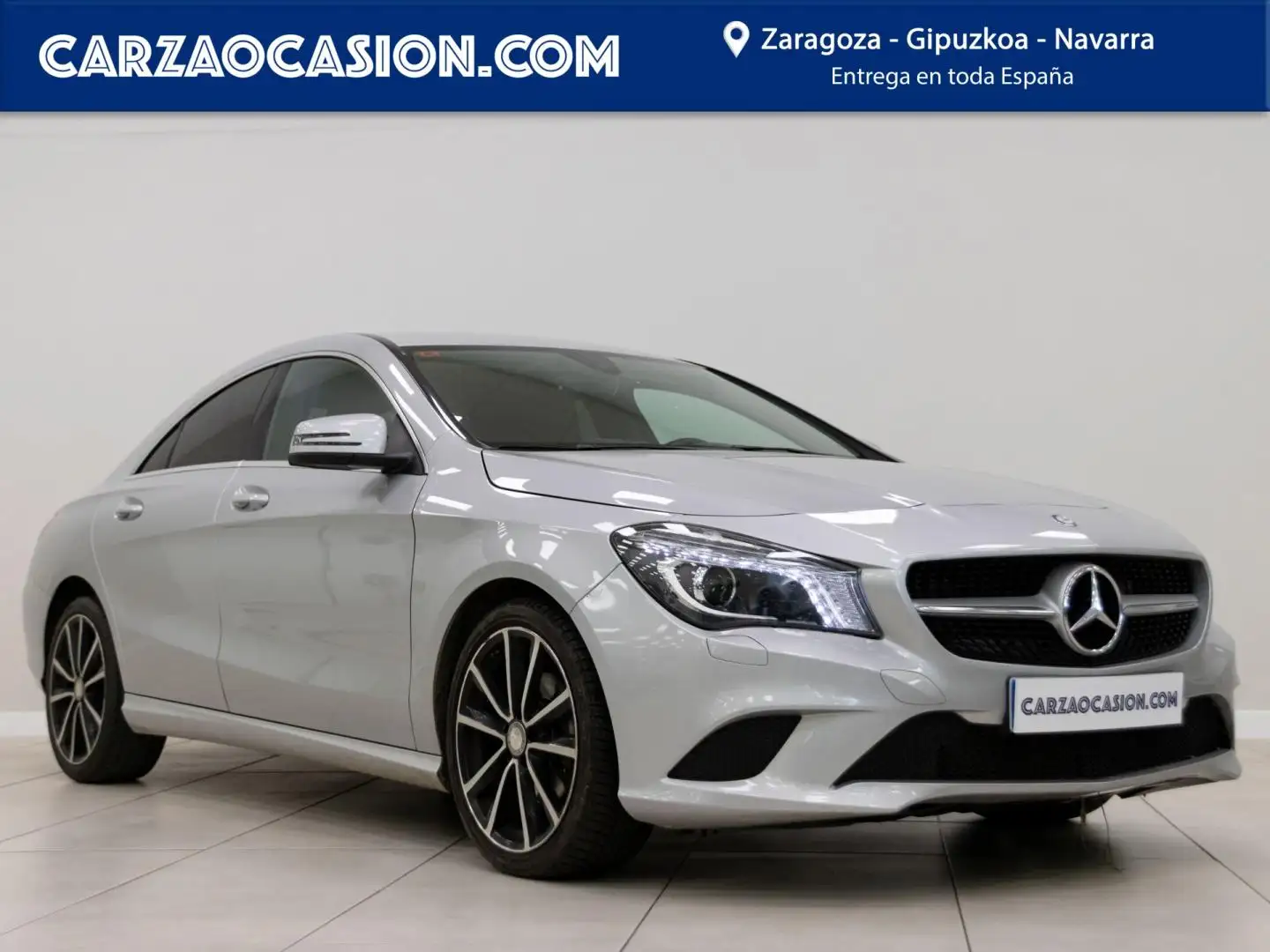 Mercedes-Benz CLA 200 d Plateado - 1