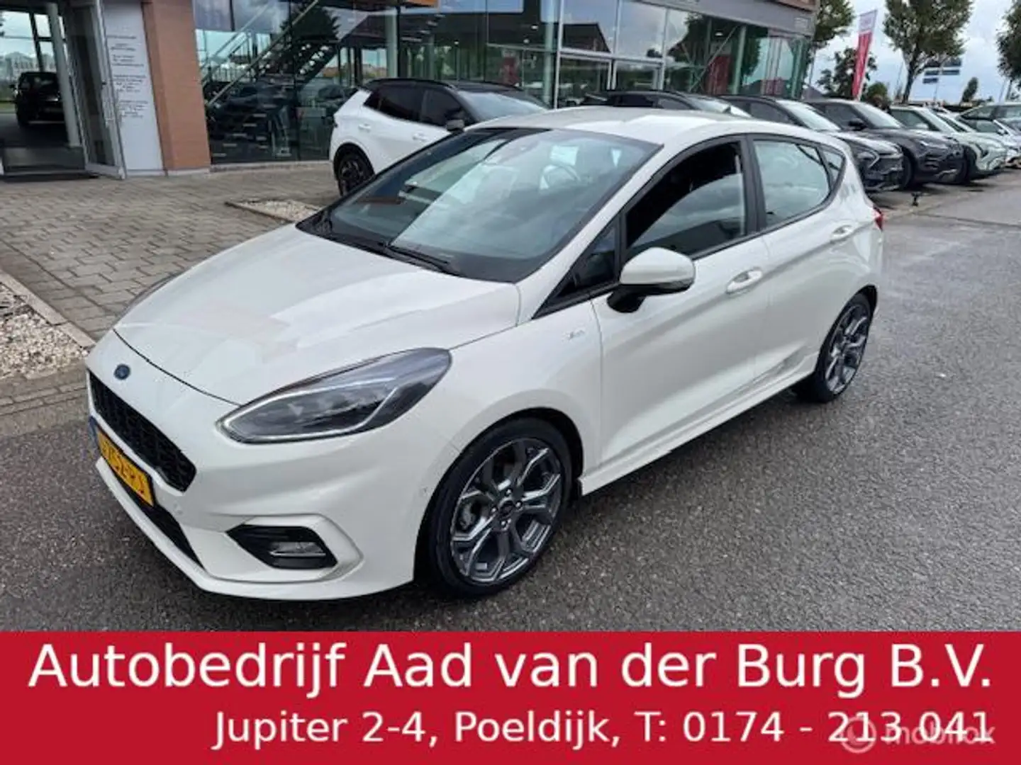 Ford Fiesta 1.0 EcoBoost Hybrid 125pk ST-Line X Mooie luxe uit Beige - 1
