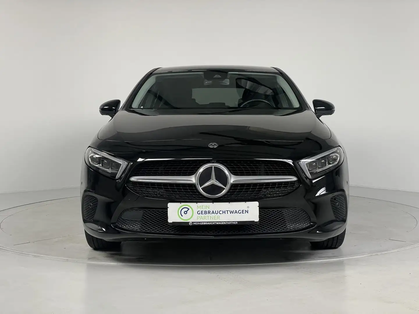 Mercedes-Benz 180 A +LED+SHZ+VIRTUAL COCKPIT Zwart - 2