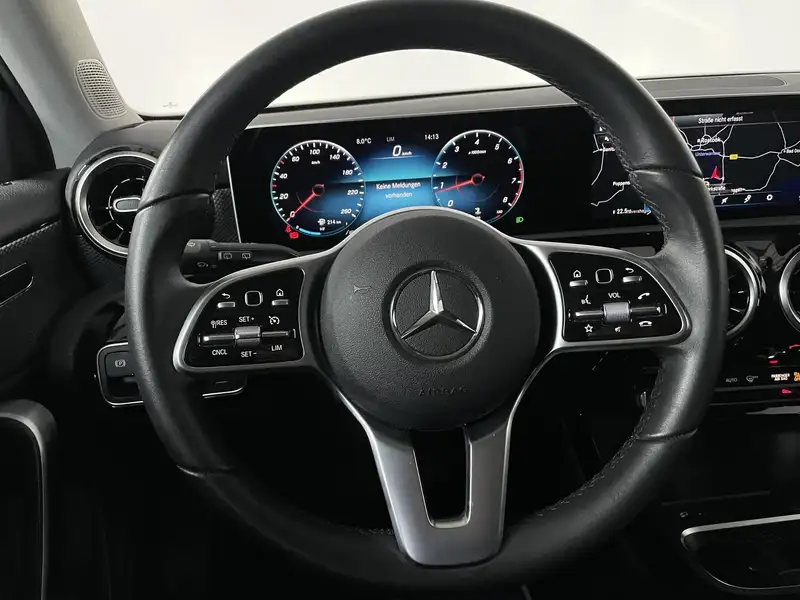 Annonce voiture d'occasion Mercedes-Benz 180 - CARADIZE