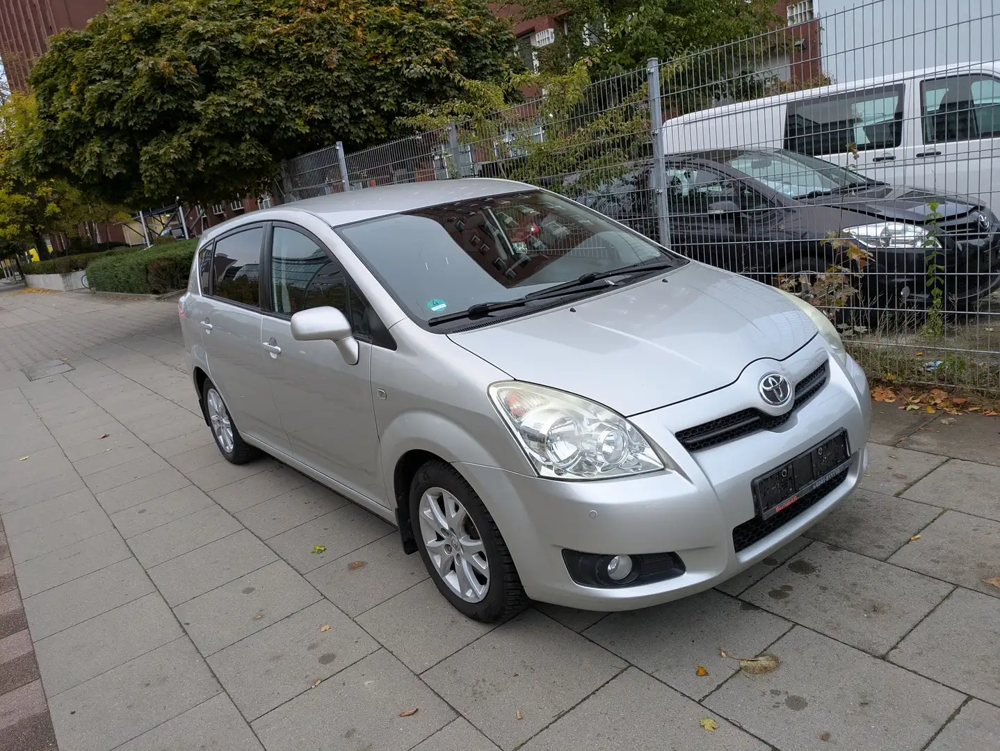 Toyota Corolla Verso 1.8 Team Silber - 2