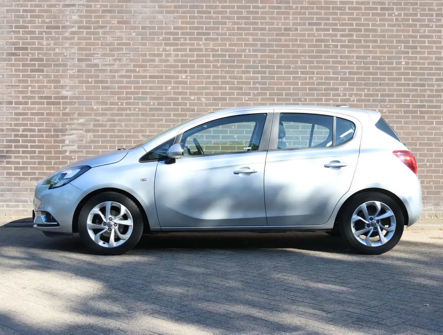 Opel Corsa Online Edition 90pk | Navigatie via Apple Carplay/ Grau - 2