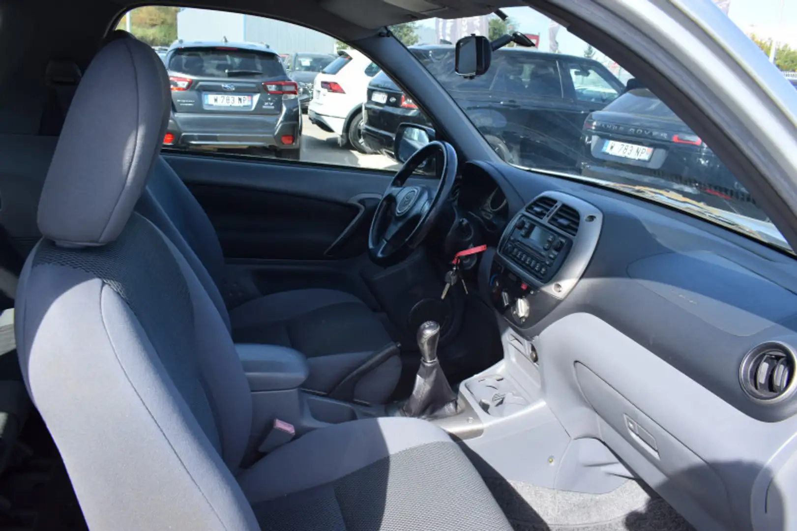 Toyota RAV 4 150 VVT-I 3P 4x4 Gris - 2