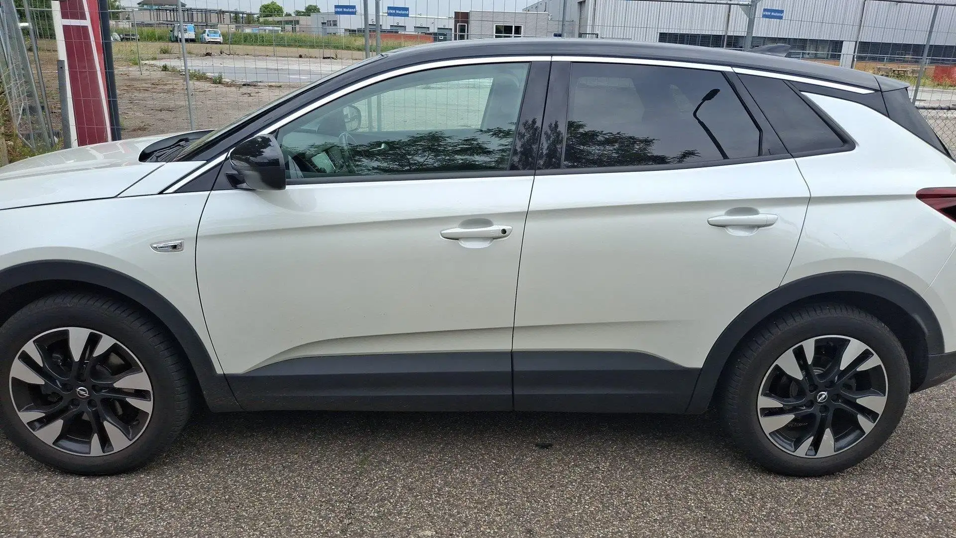 Opel Grandland X 1.2 Turbo Ultimate | Leder | Automaat | Stoelverwa Wit - 2