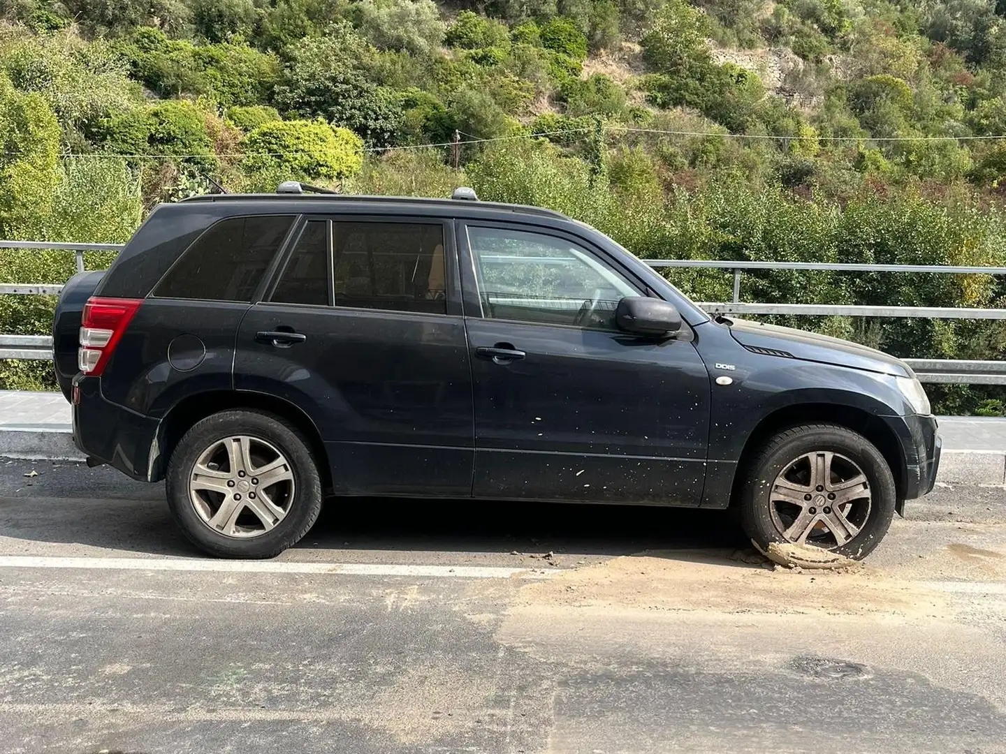 Suzuki Grand Vitara Grand Vitara 5p 1.9 ddis Executive Blu/Azzurro - 1