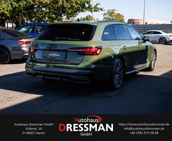 Audi A4 view 4