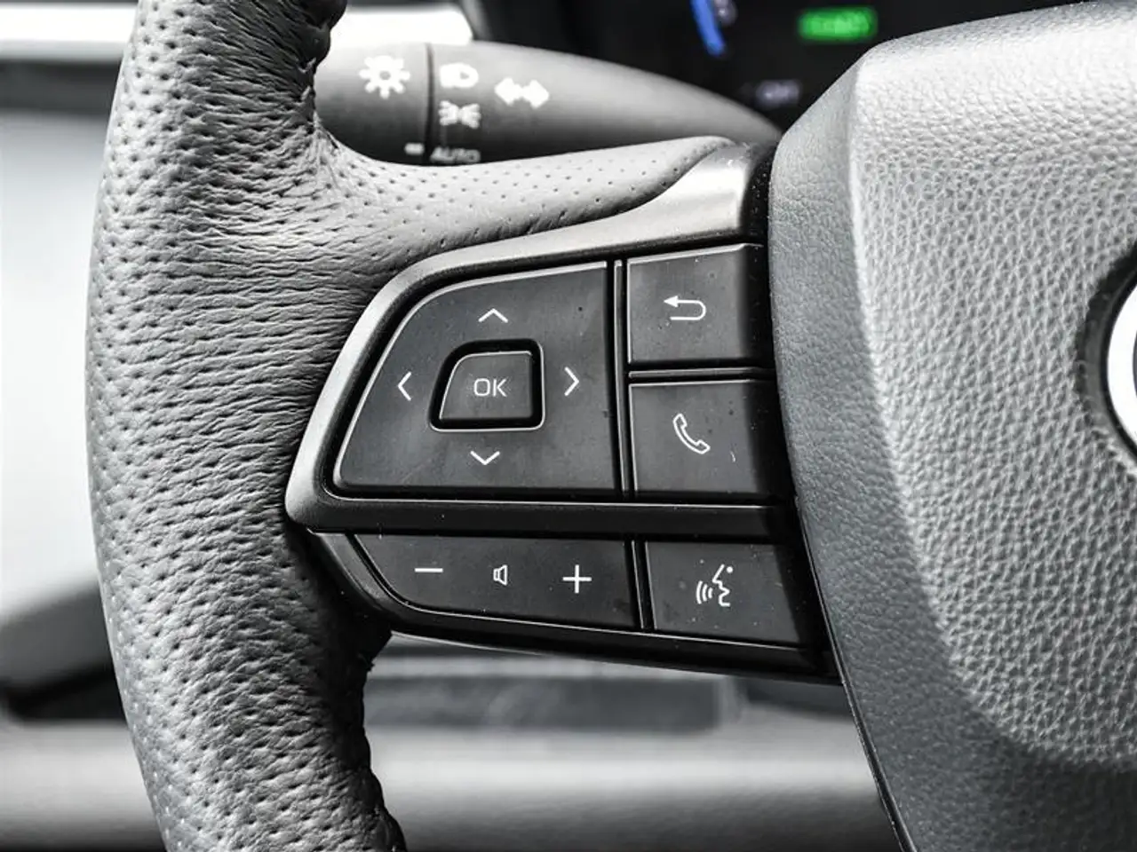 Toyota Sienna снимка Toyota Sienna