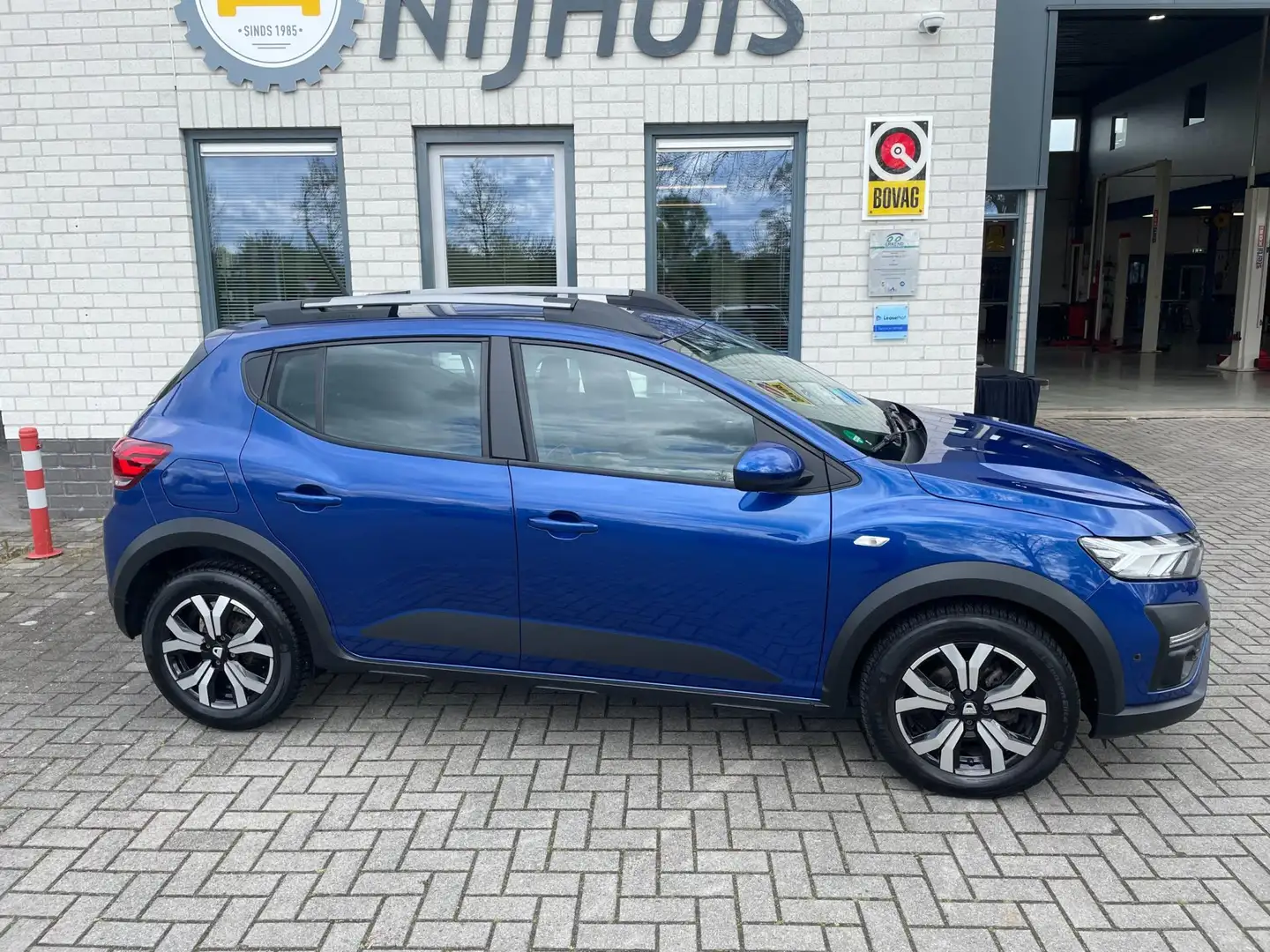 Dacia Sandero Stepway 1.0 TCe 100 ECO-G Expression / Camera / PD Blauw - 2