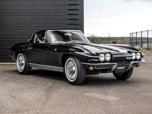 Chevrolet Corvette C2 Stingray Split Window