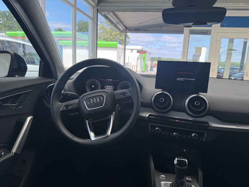 Audi Q2 S-Line Sport 35 Autom., *Matrix *Pano *Kamera *ACC — photo 13