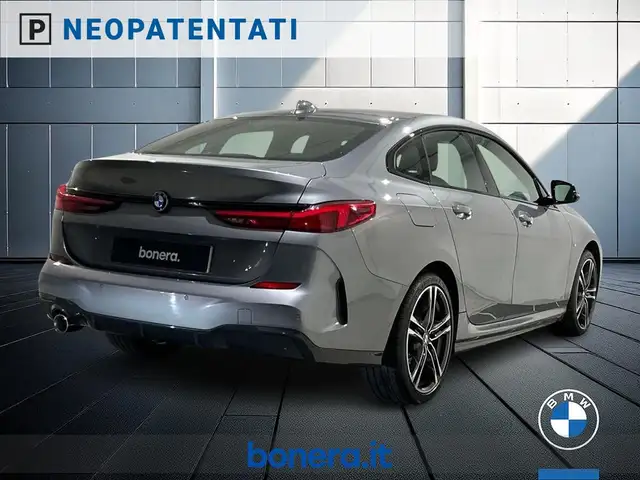 BMW 2 Series view 6