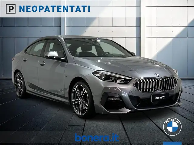 BMW 2 Series view 4